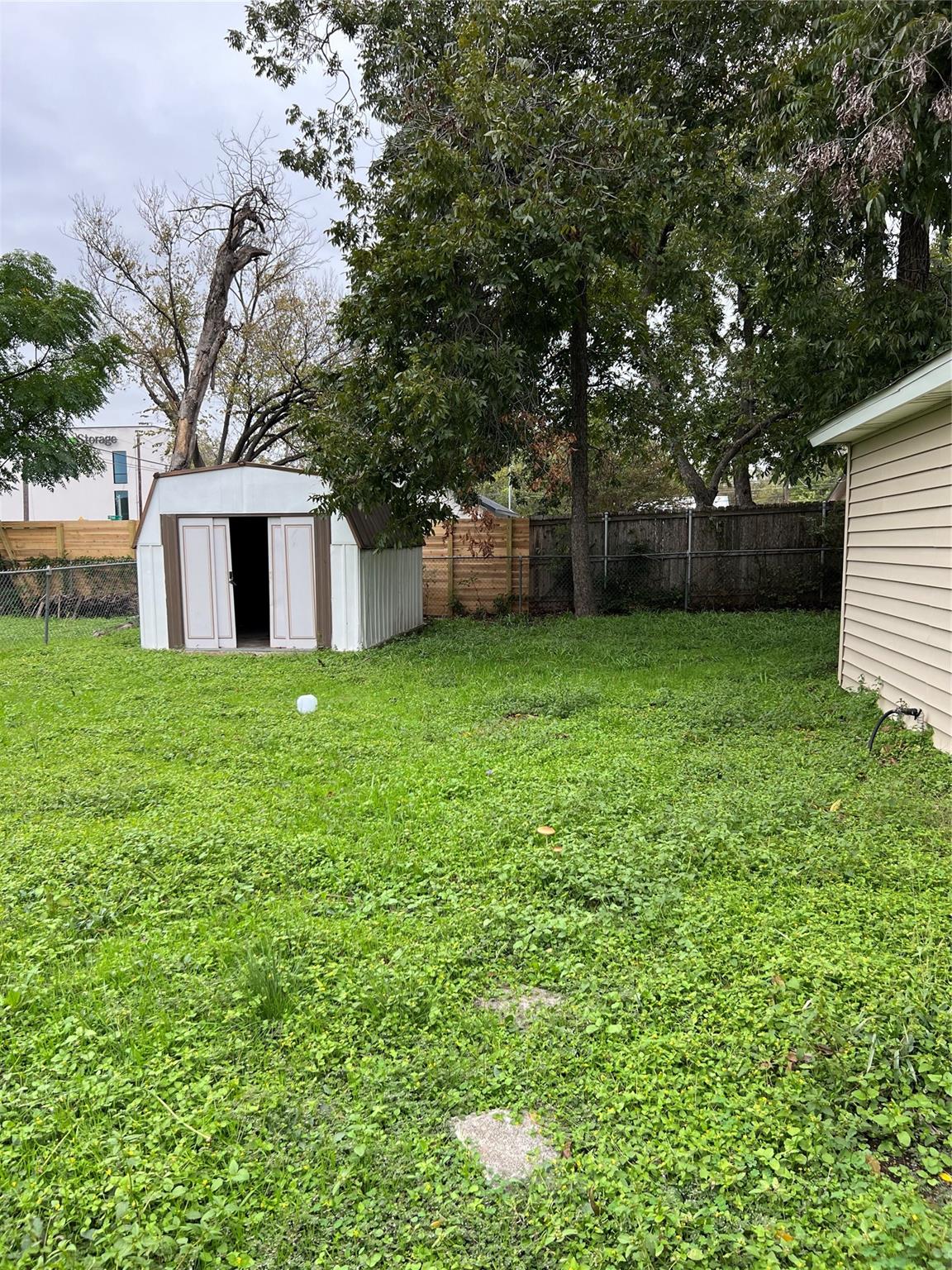 941 E 52nd St, Austin, TX 78751