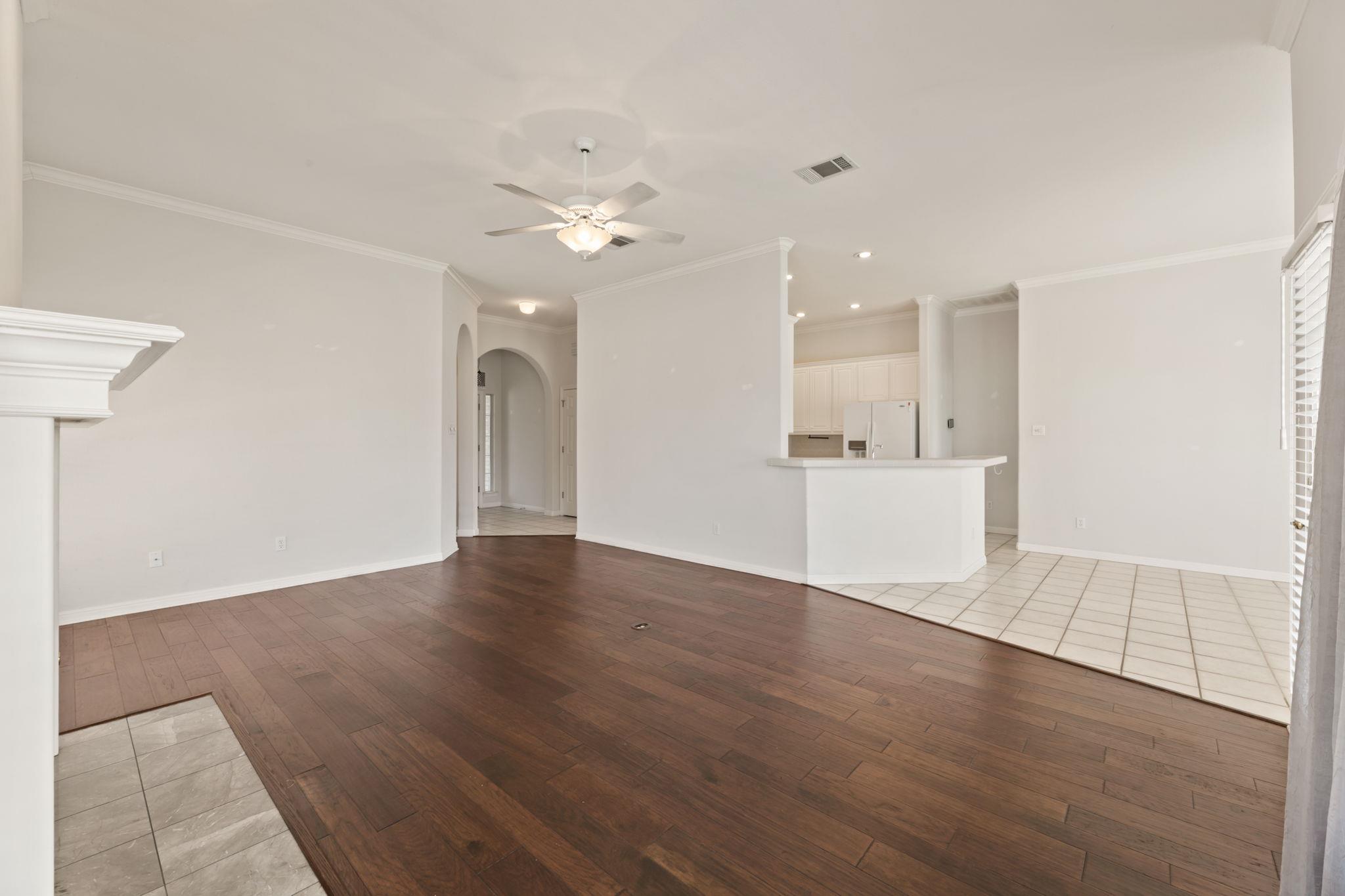 109 Riverview Dr, Georgetown, TX 78628