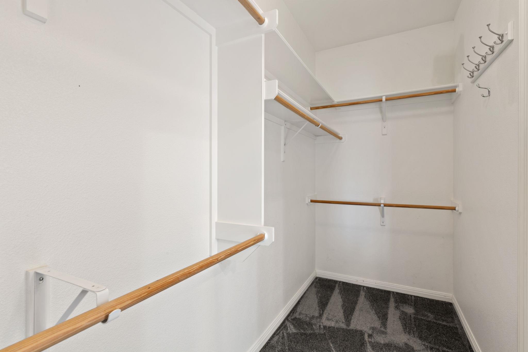 109 Riverview Dr, Georgetown, TX 78628