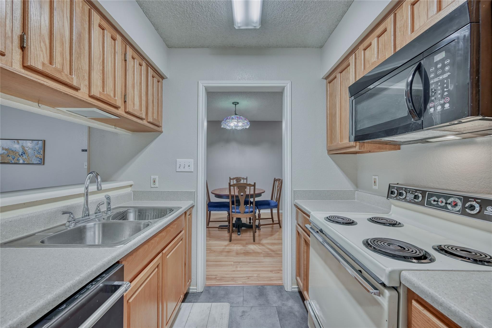 1202 Thorpe Ln # 616, San Marcos, TX 78666