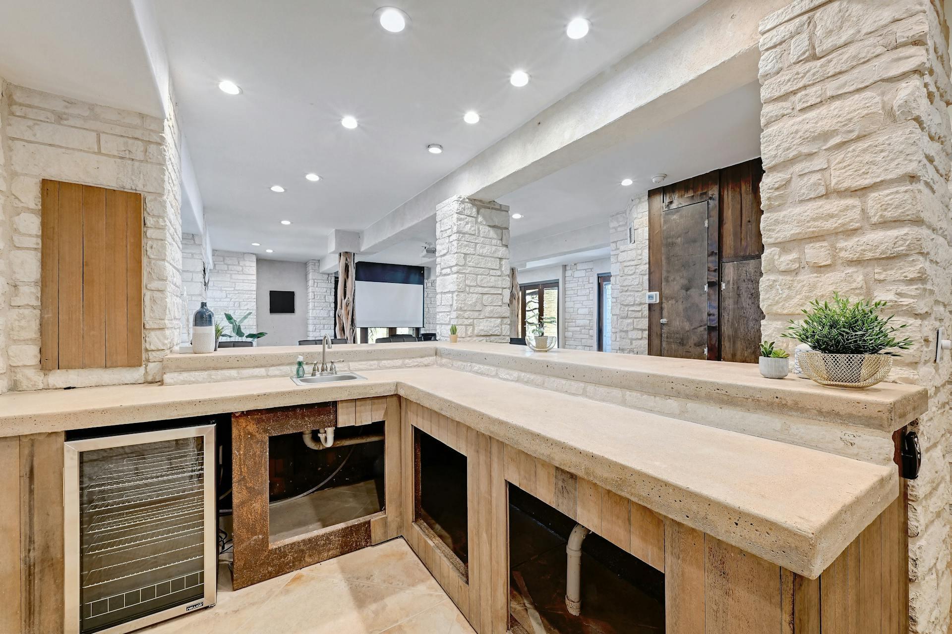 6021 Circle J Rd, Marble Falls, TX 78654