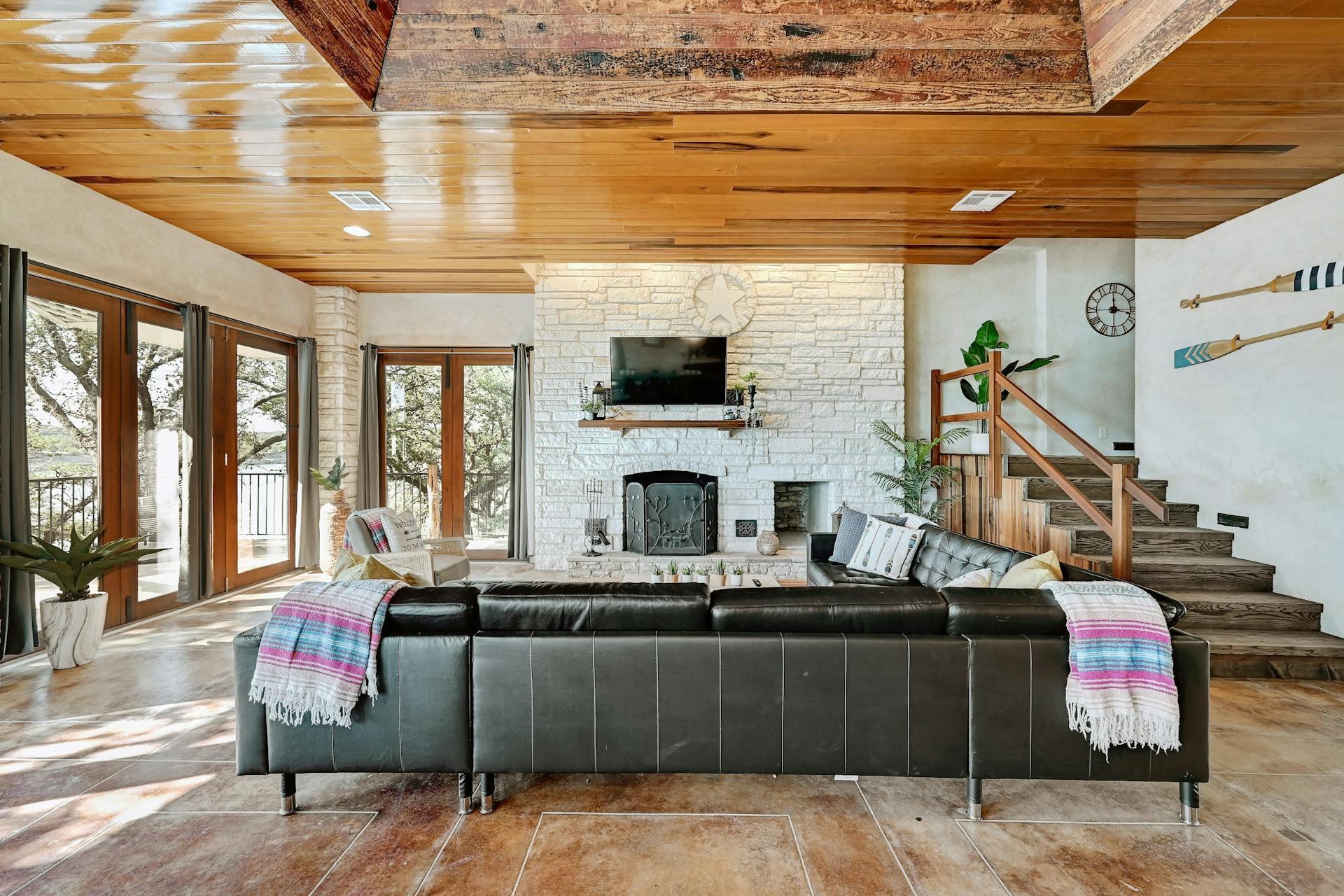 6021 Circle J Rd, Marble Falls, TX 78654