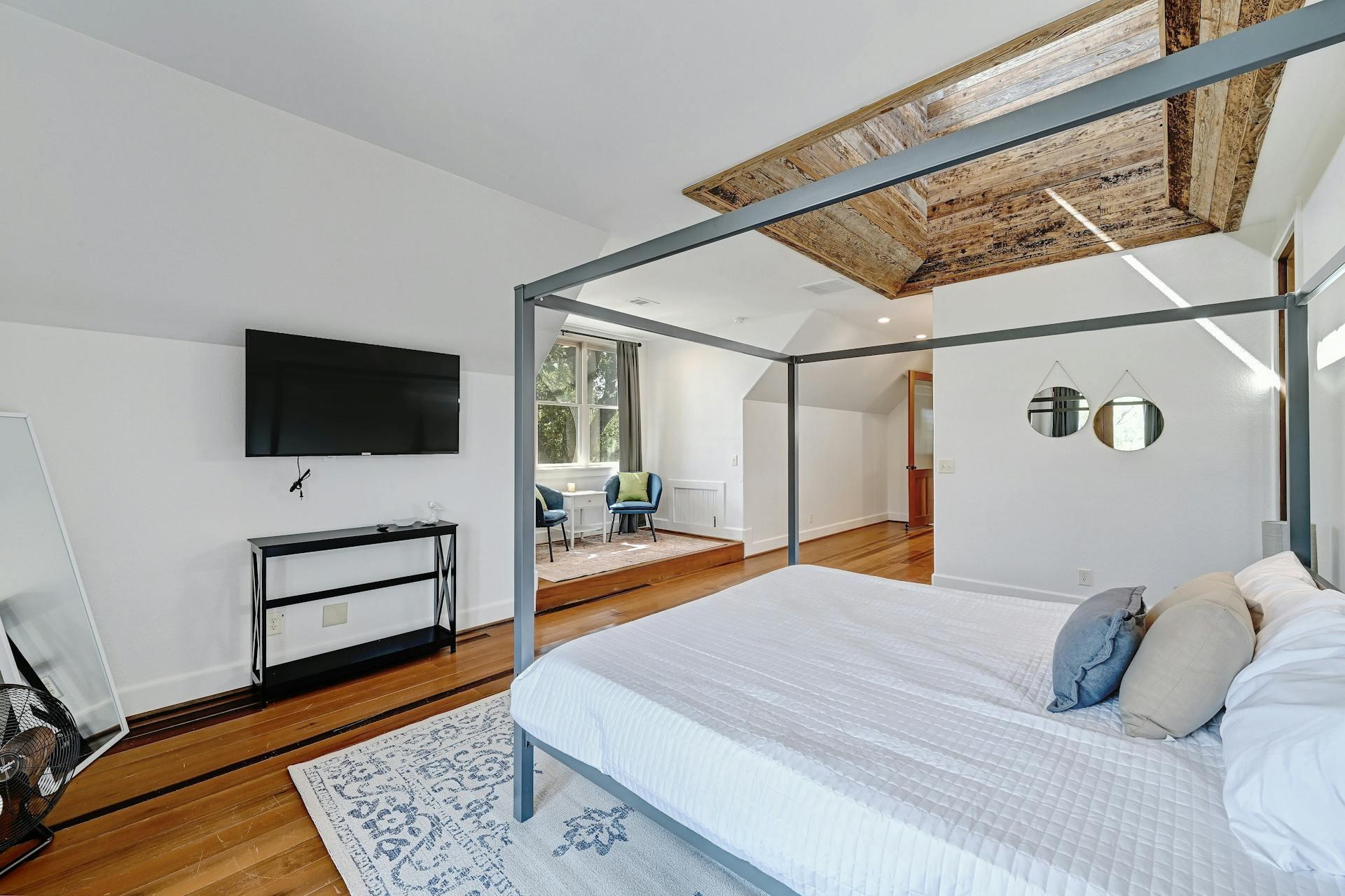 6021 Circle J Rd, Marble Falls, TX 78654