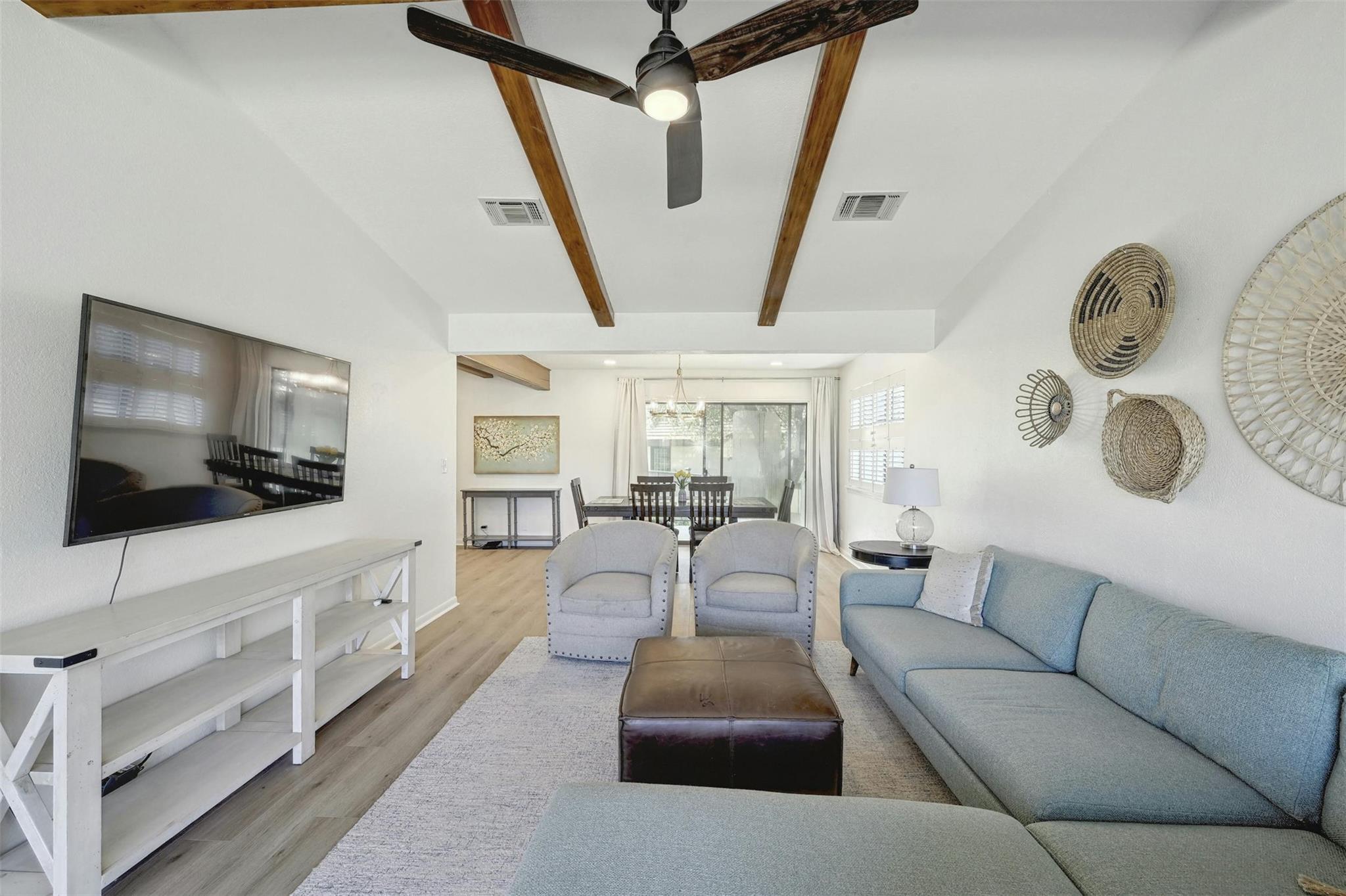 608 Sombrero Dr, Horseshoe Bay, TX 78657