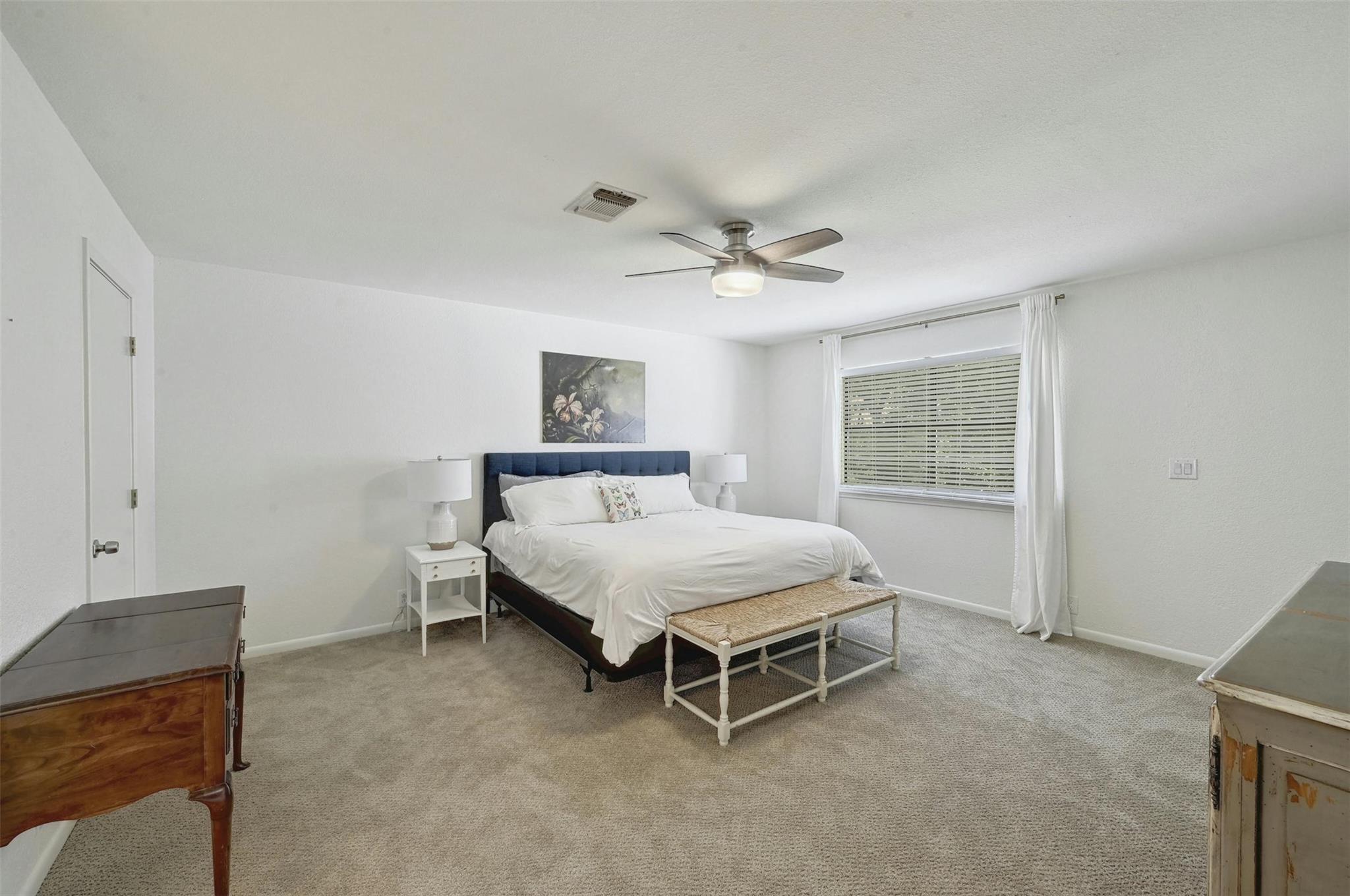 608 Sombrero Dr, Horseshoe Bay, TX 78657