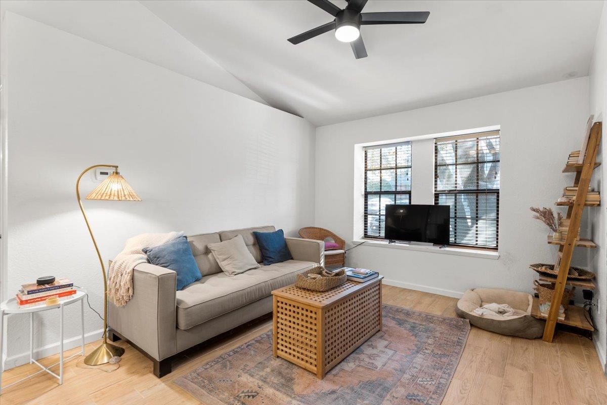 1411 Gracy Farms Ln # 85, Austin, TX 78758