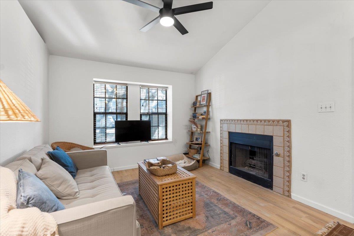 1411 Gracy Farms Ln # 85, Austin, TX 78758