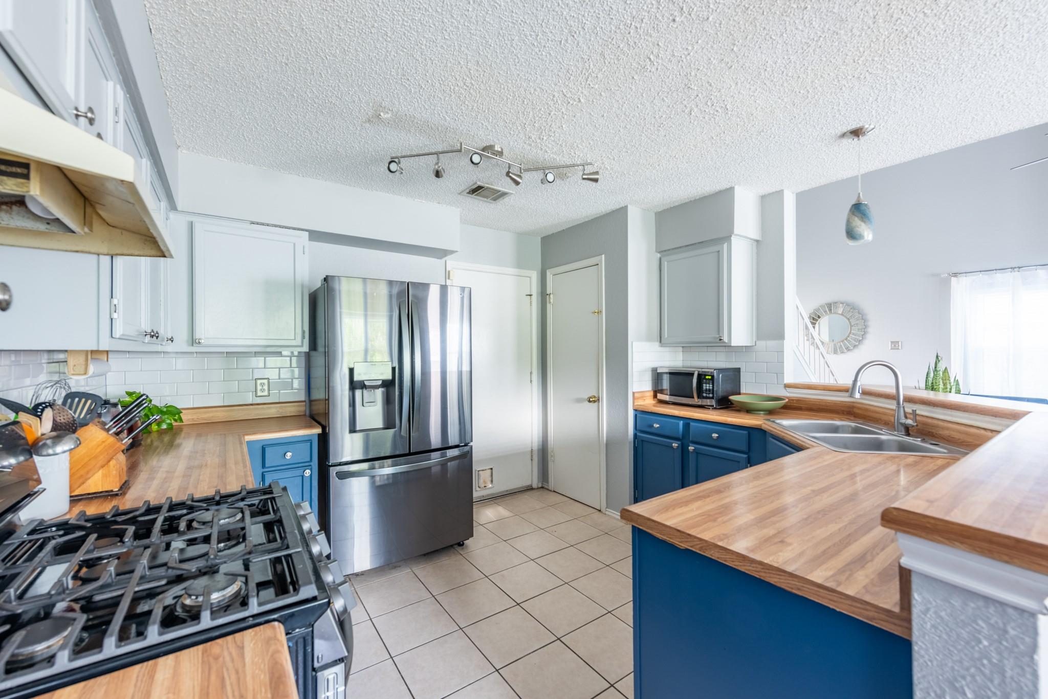 2640 Piping Rock Trl, Austin, TX 78748