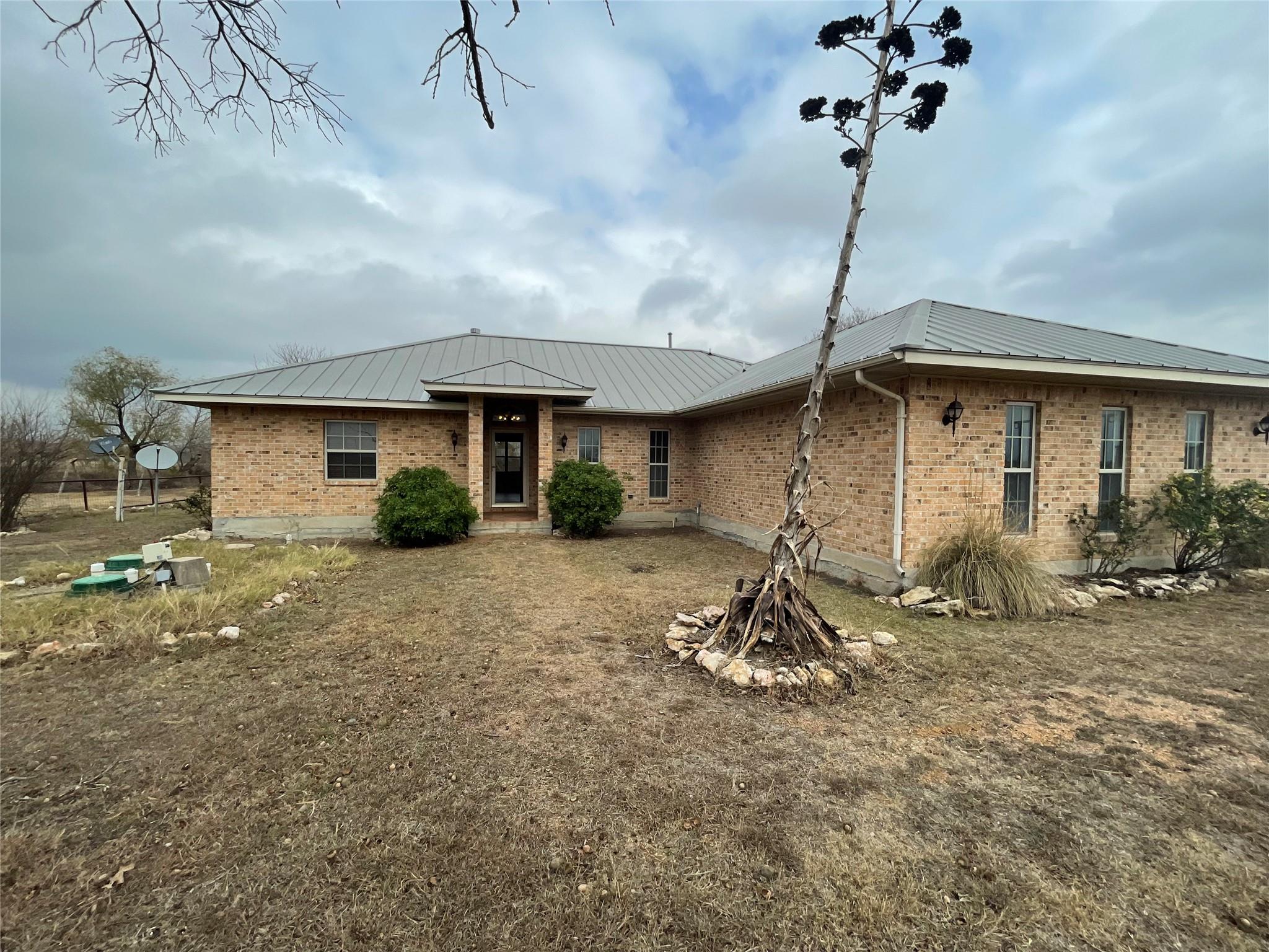 10106 Schmidt Ln, Manor, TX 78653
