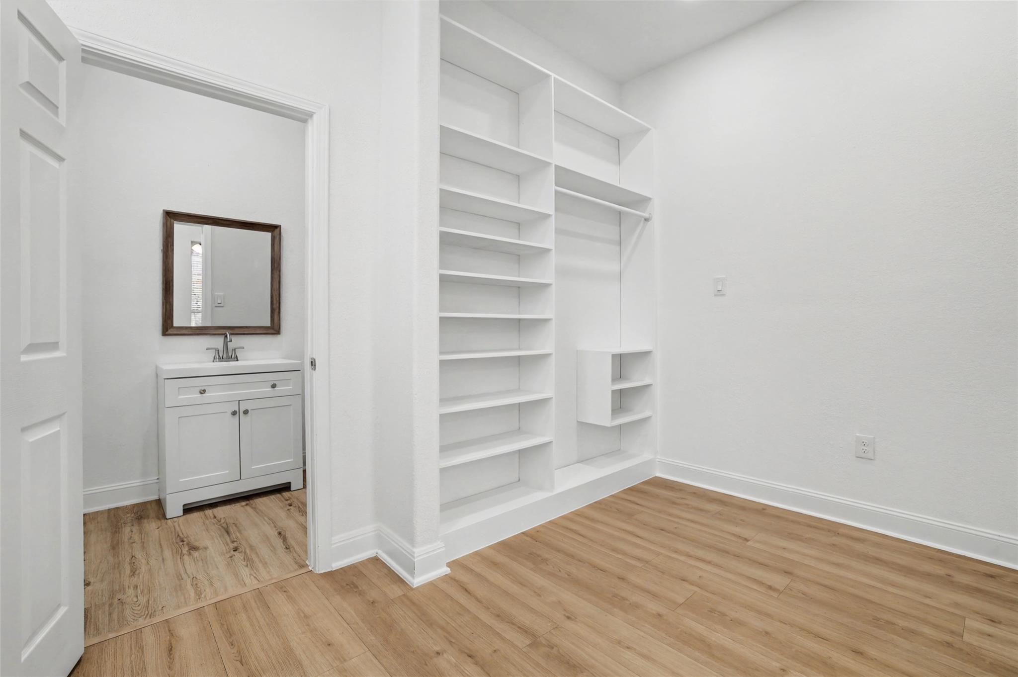 104 Rocky River Rd, Georgetown, TX 78628