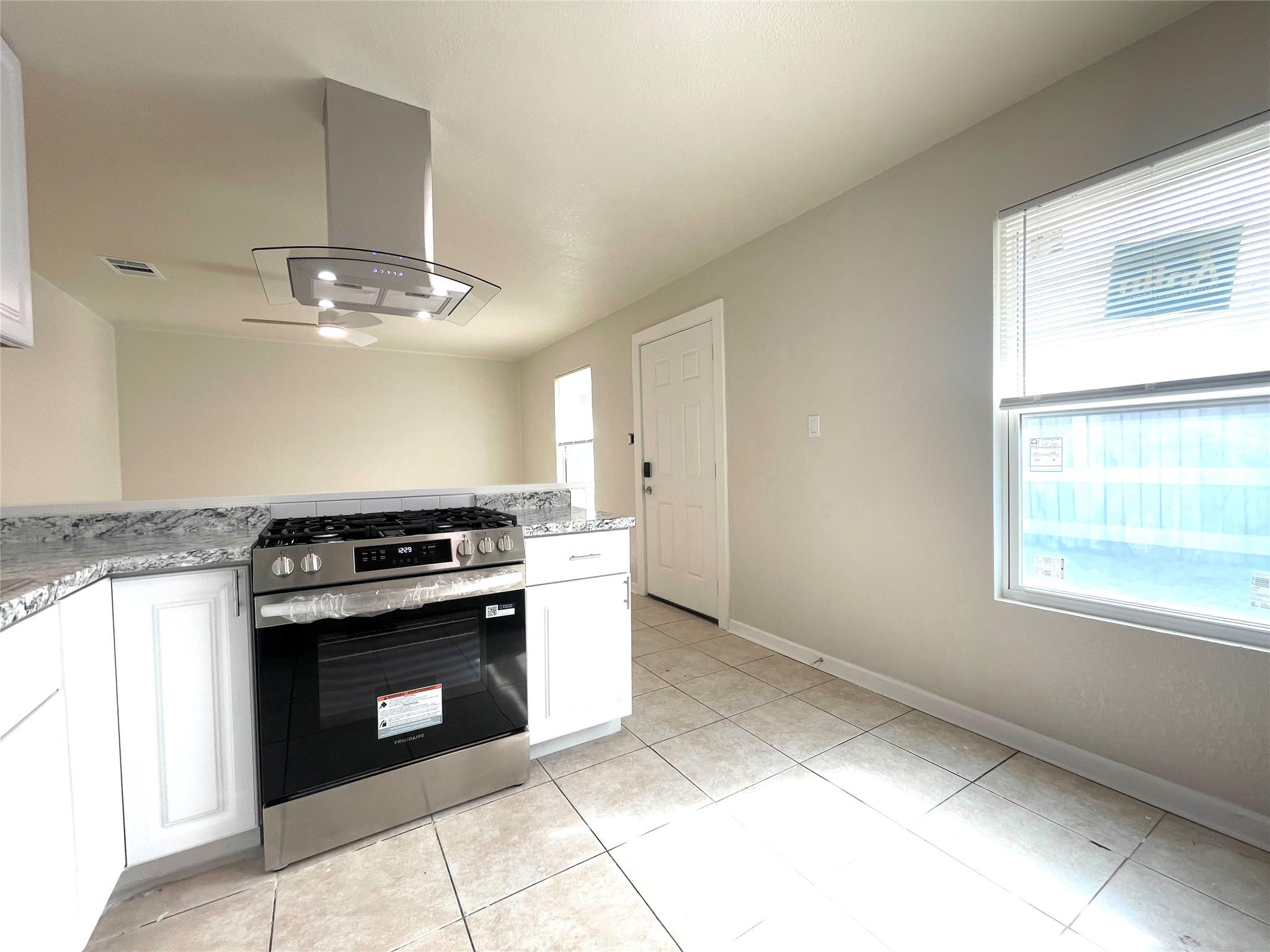 6510 Hickman Ave # 102, Austin, TX 78723