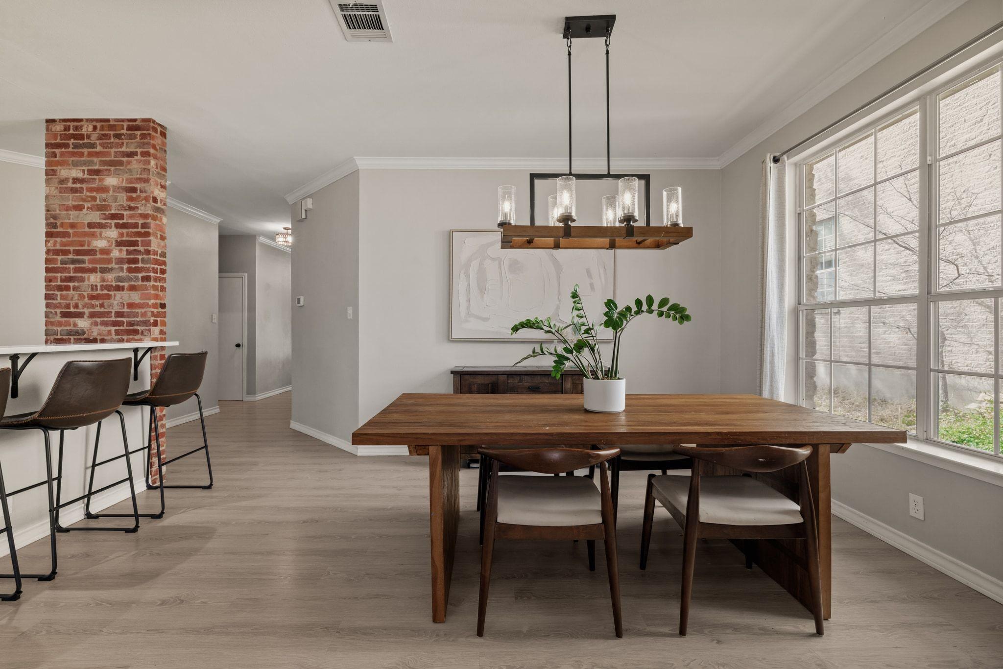 208 Sailors Run, Lakeway, TX 78734