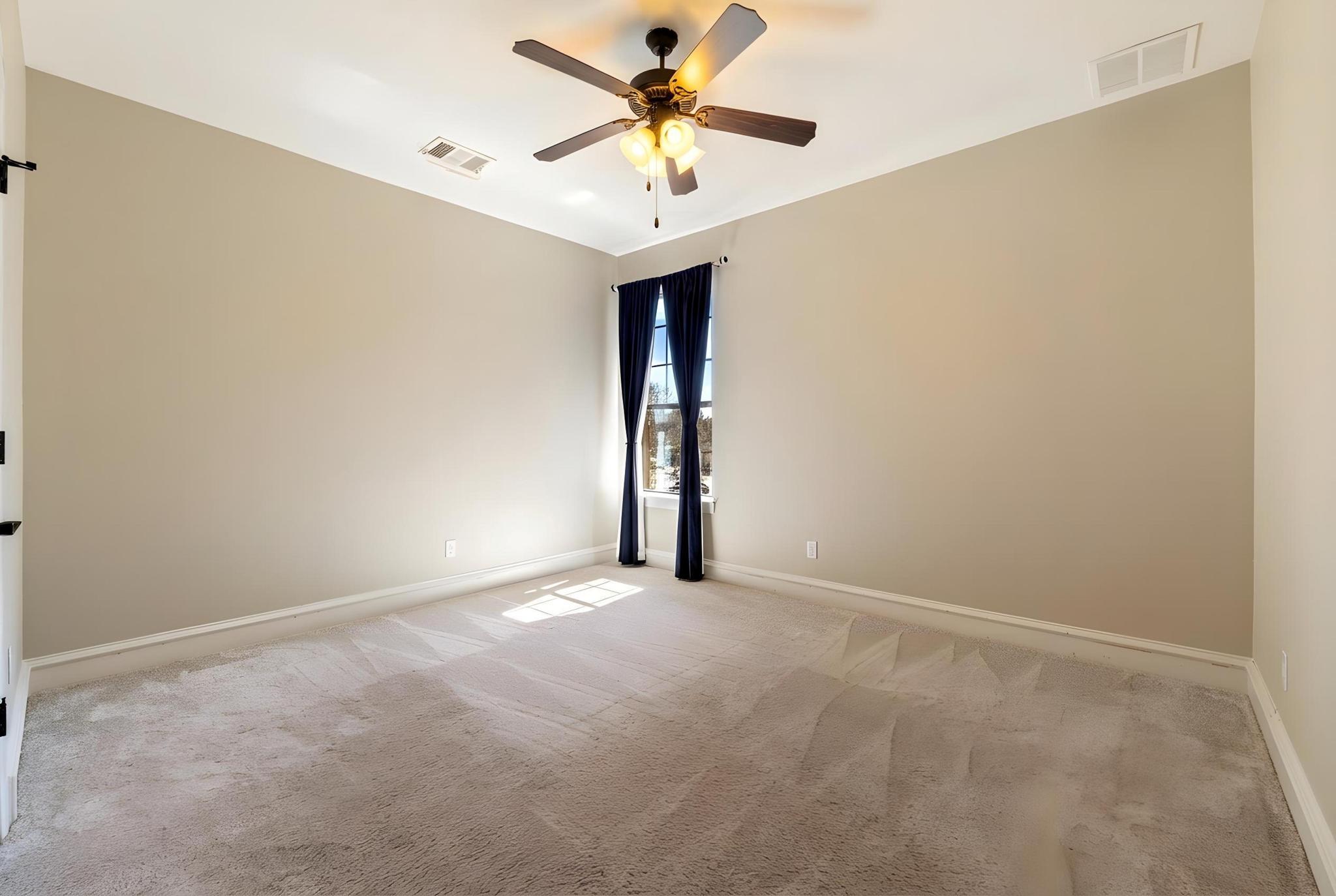 2104 University Club Dr, Austin, TX 78732