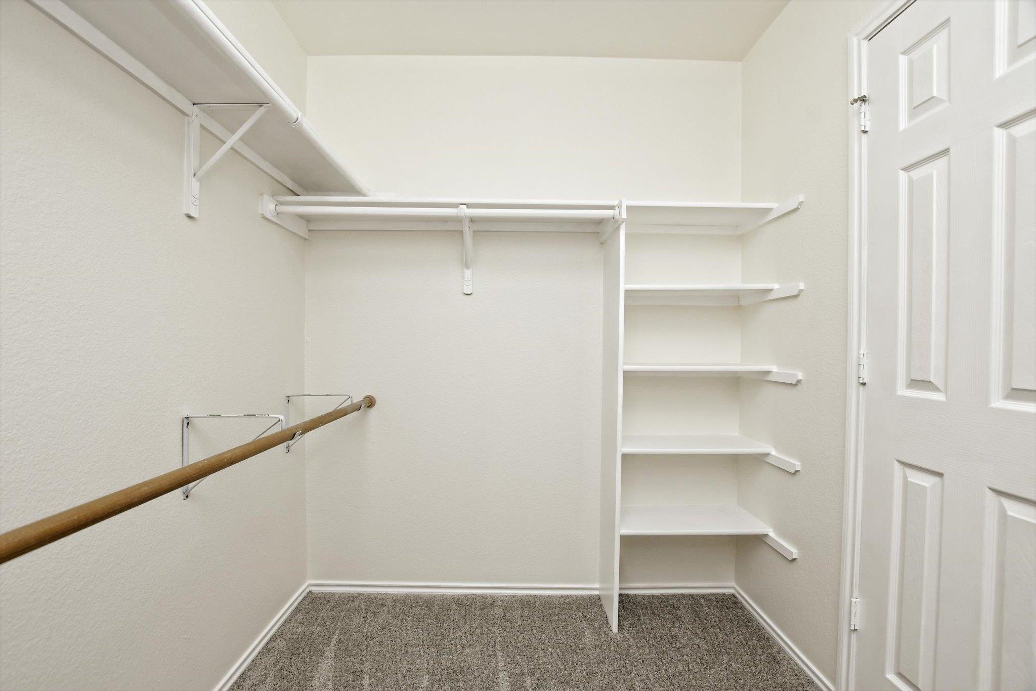 2201 Twin Peaks Cv, Leander, TX 78641