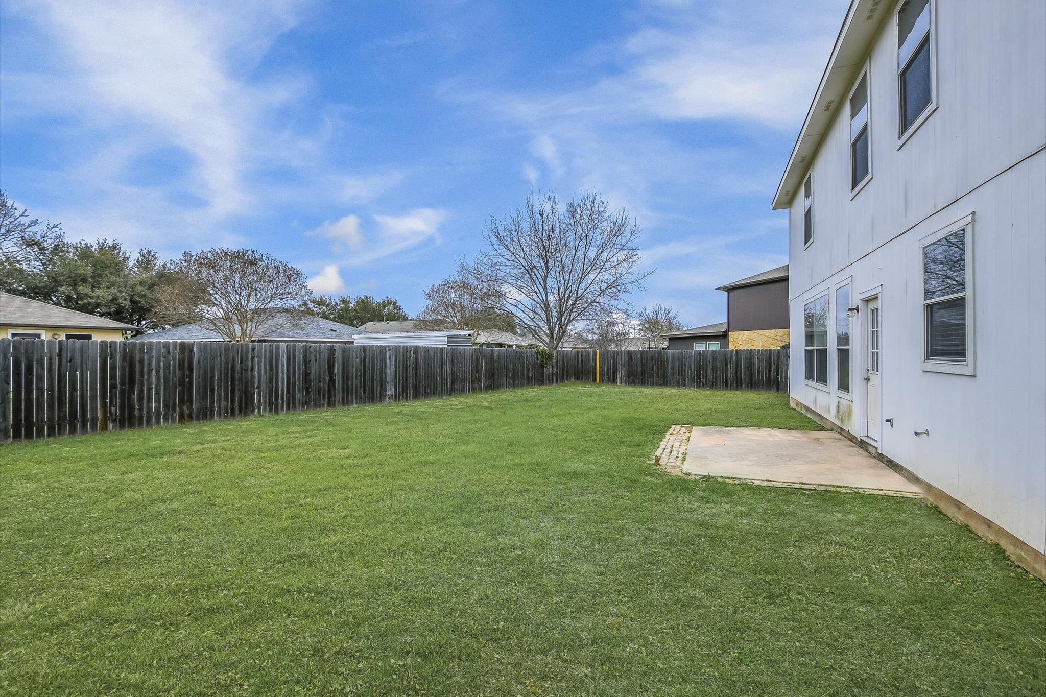 2201 Twin Peaks Cv, Leander, TX 78641