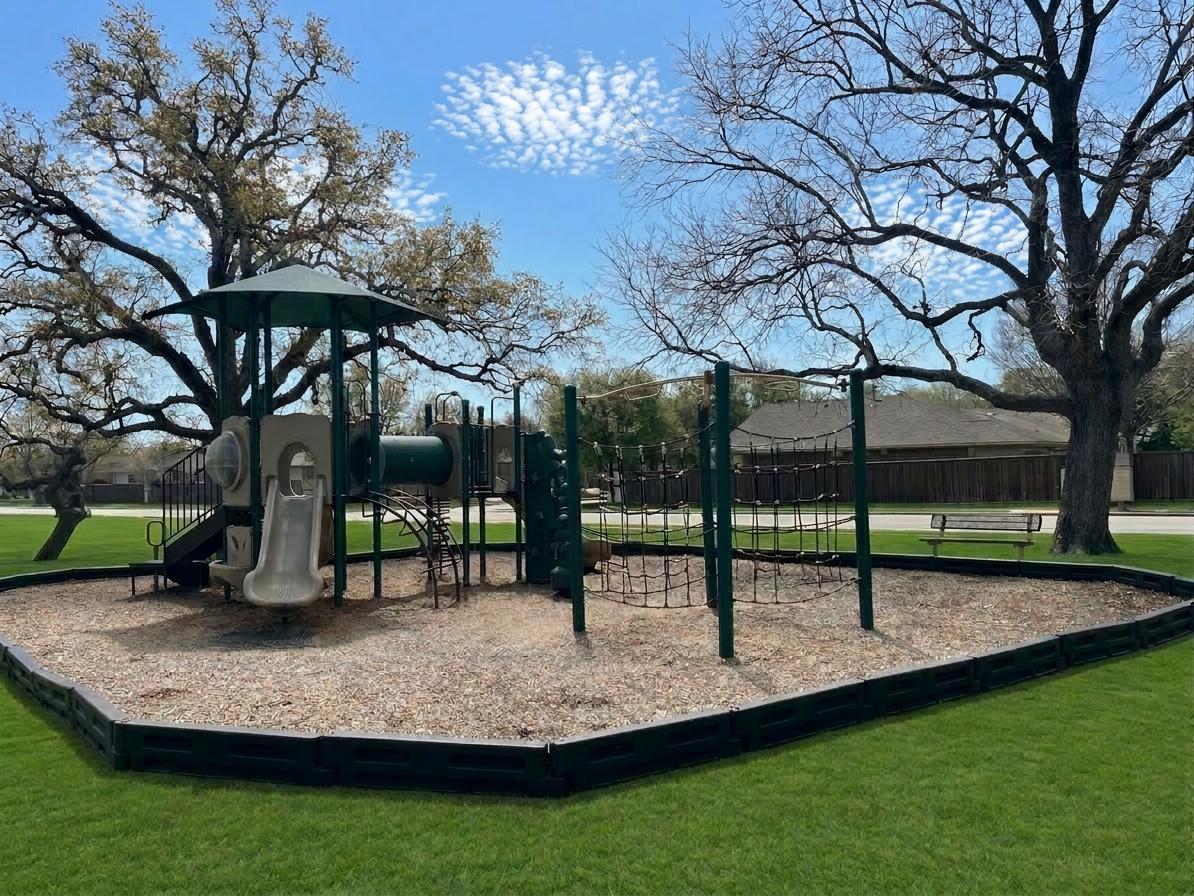 2201 Twin Peaks Cv, Leander, TX 78641