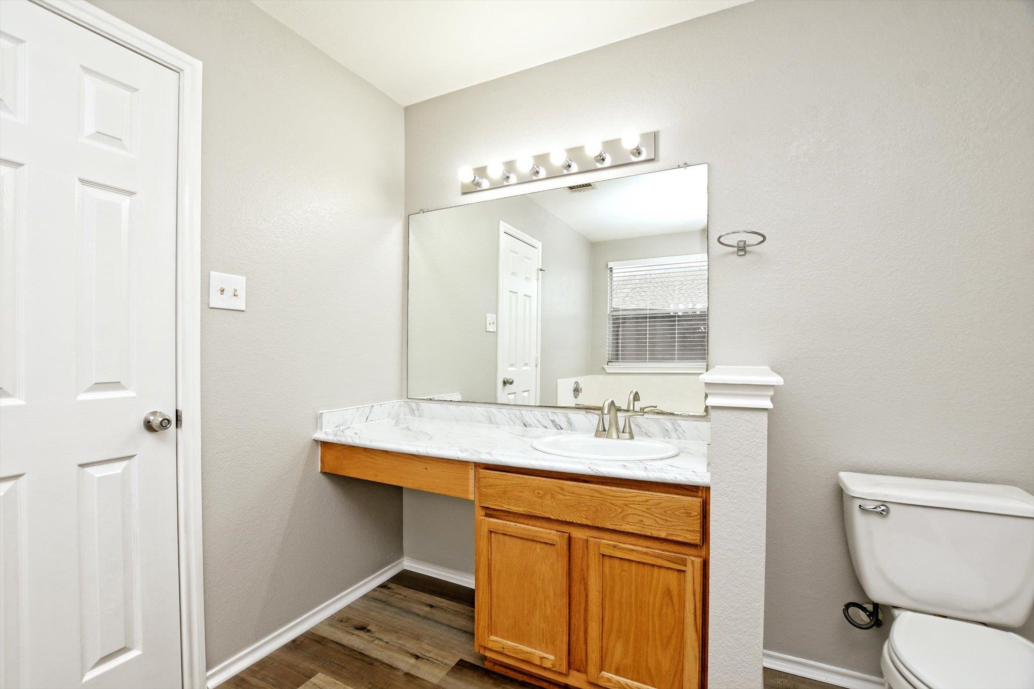 2201 Twin Peaks Cv, Leander, TX 78641