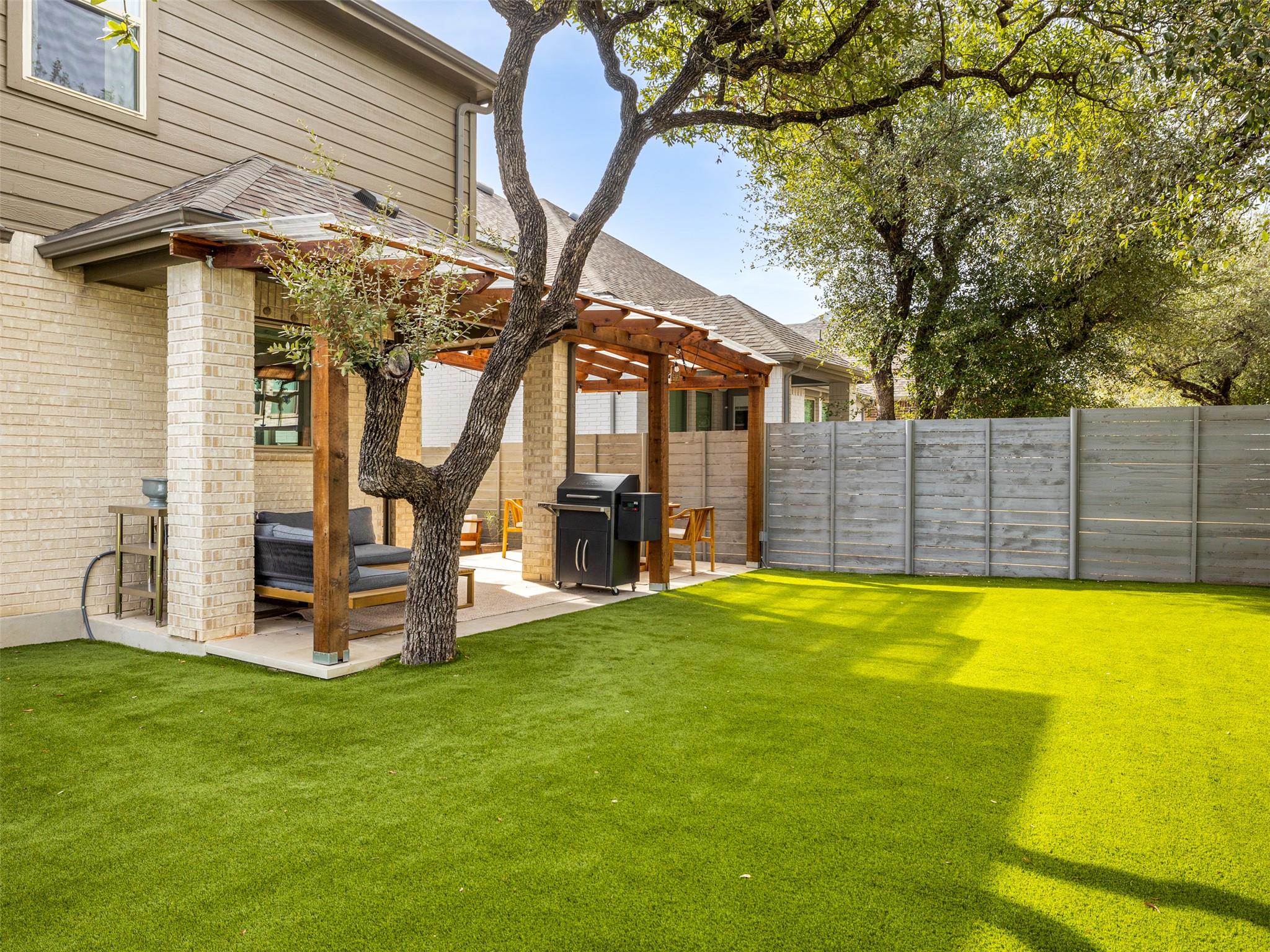 233 Arrowhead Mound Rd, Georgetown, TX 78628