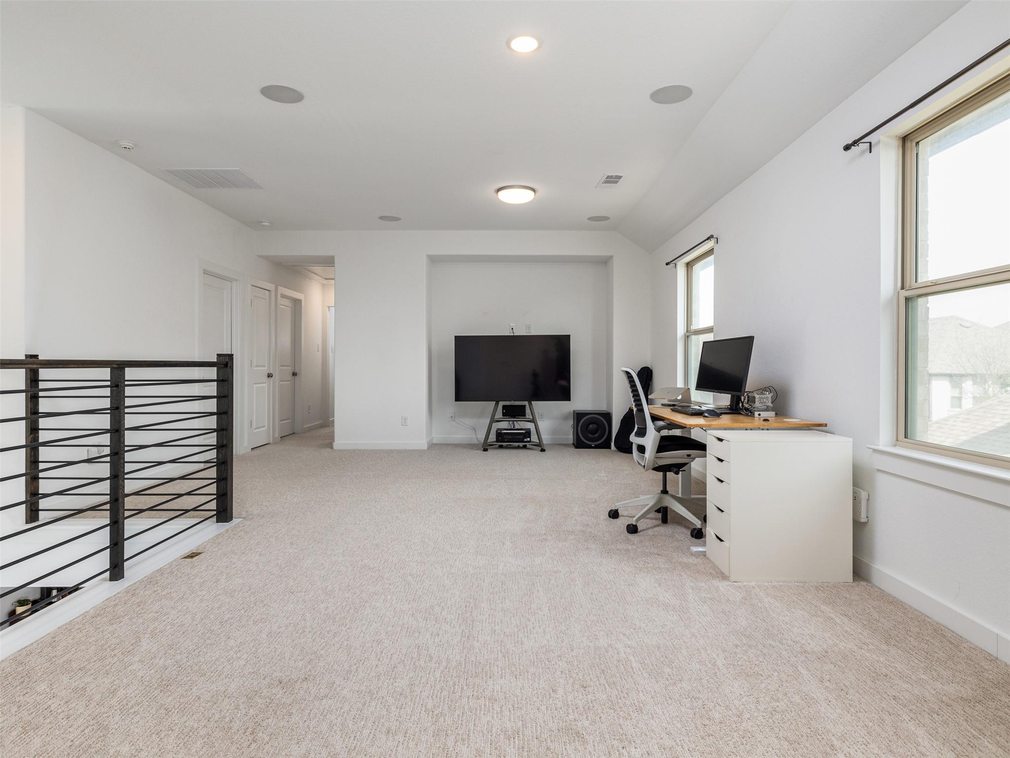 233 Arrowhead Mound Rd, Georgetown, TX 78628