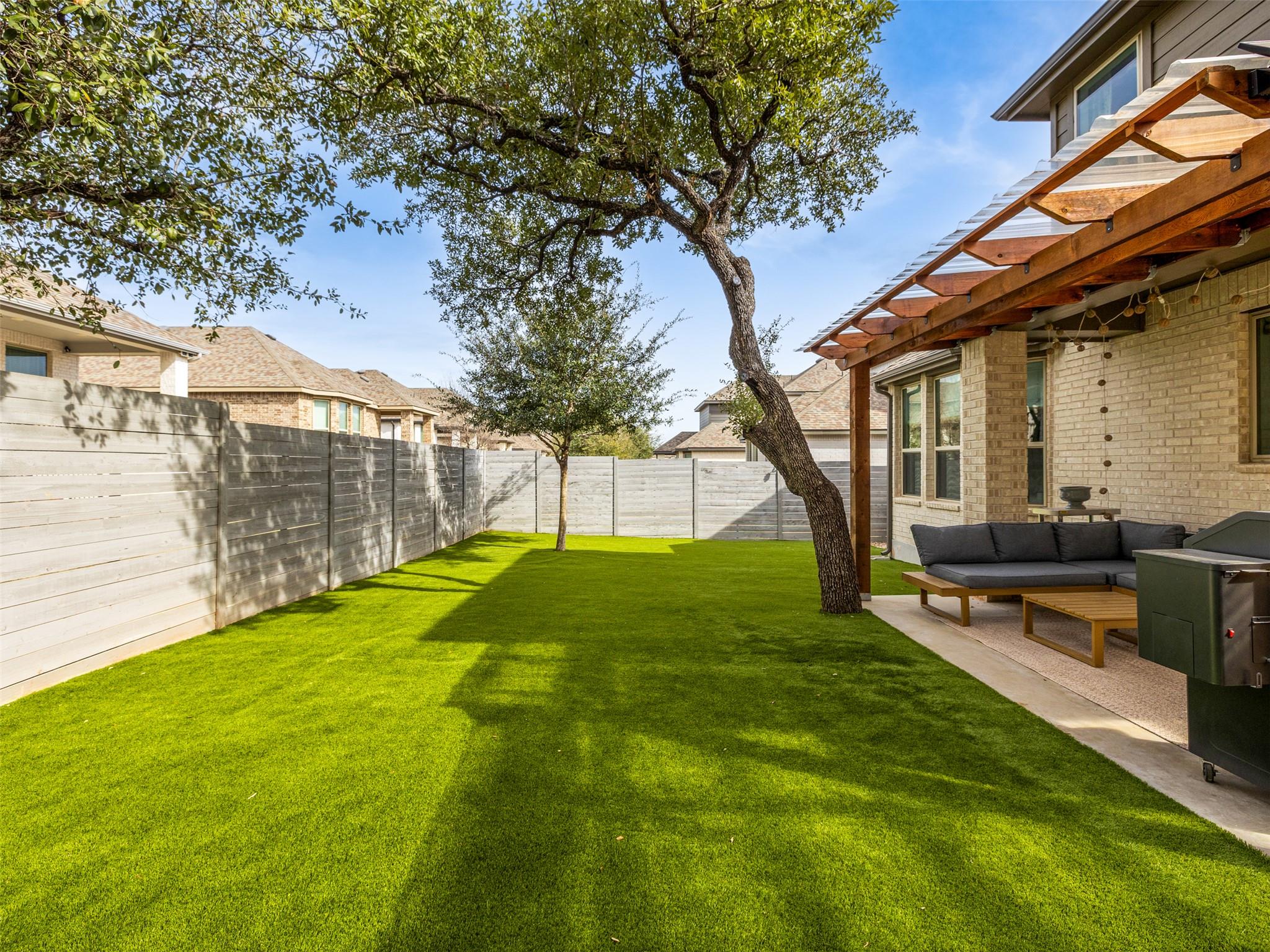 233 Arrowhead Mound Rd, Georgetown, TX 78628