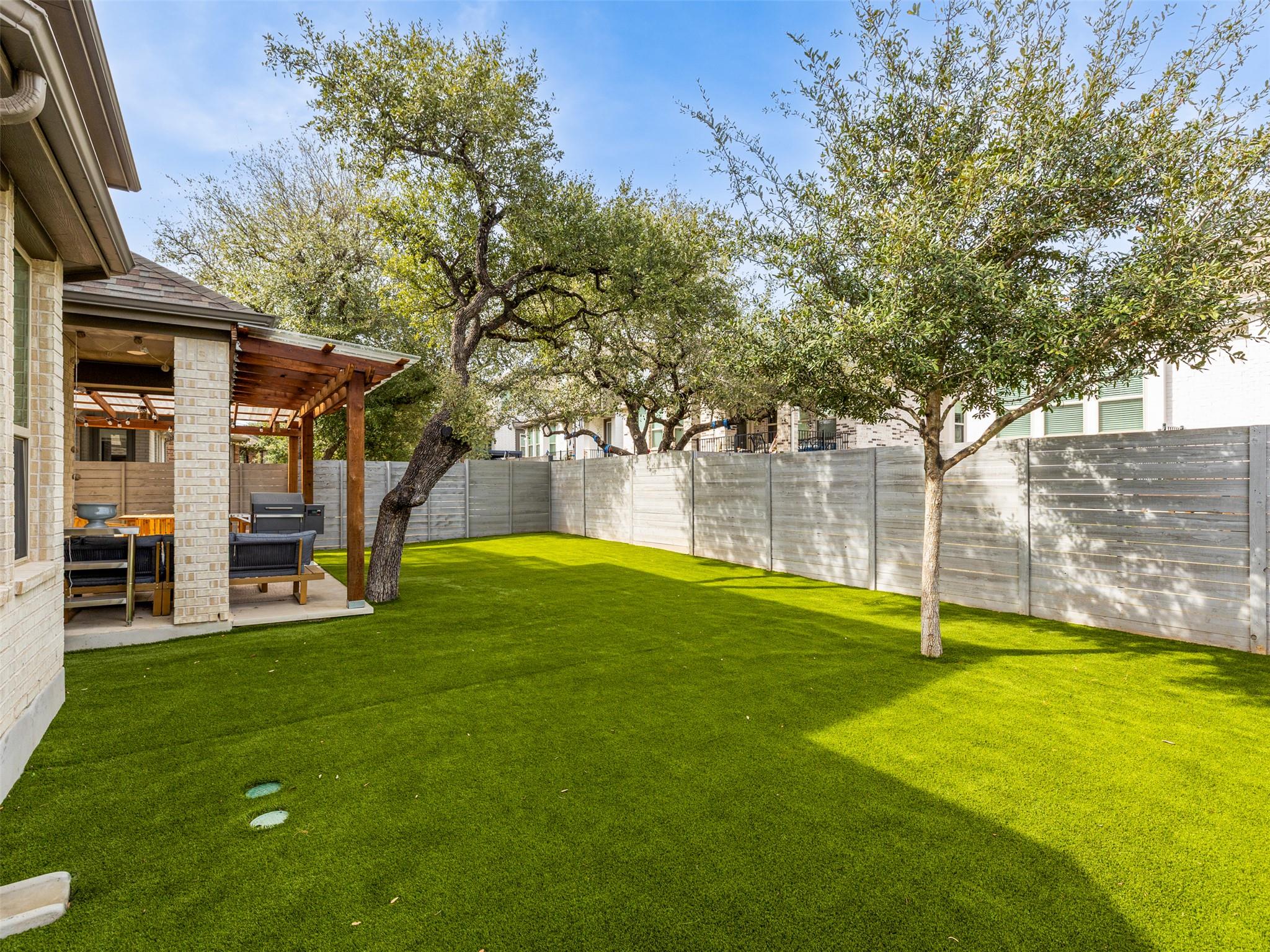 233 Arrowhead Mound Rd, Georgetown, TX 78628
