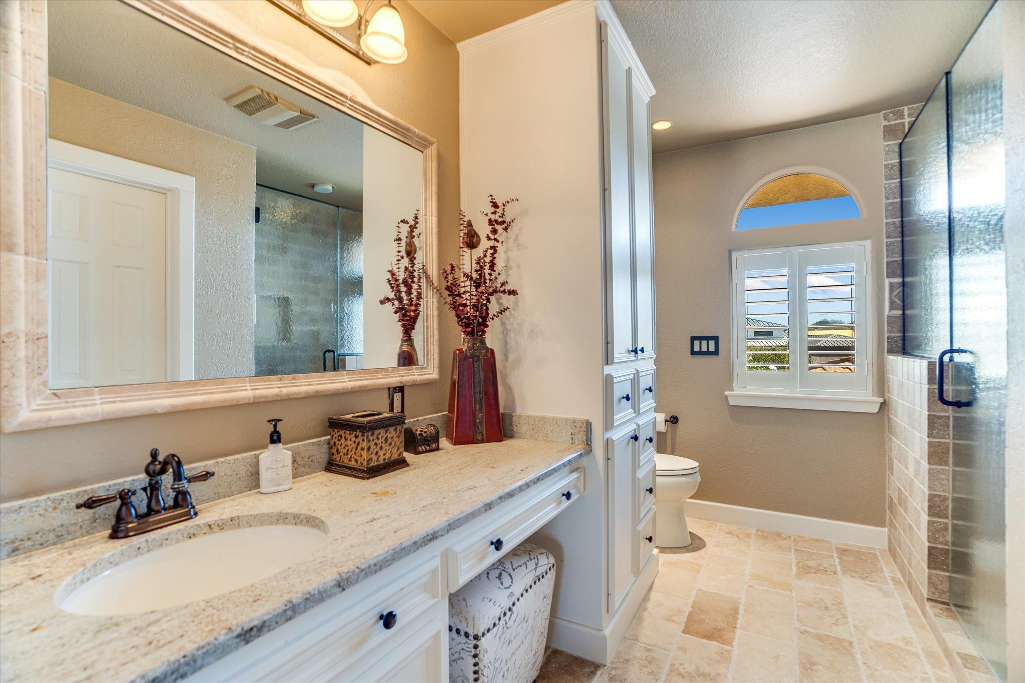 212 Florentine, Horseshoe Bay, TX 78657