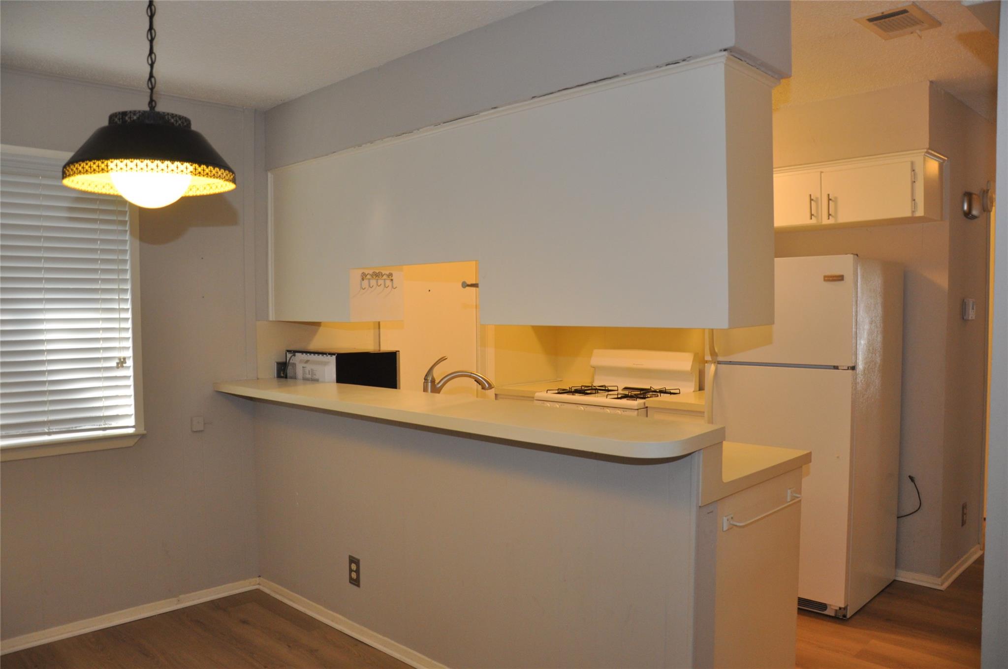 2011 Gathright Cv # A, Austin, TX 78704