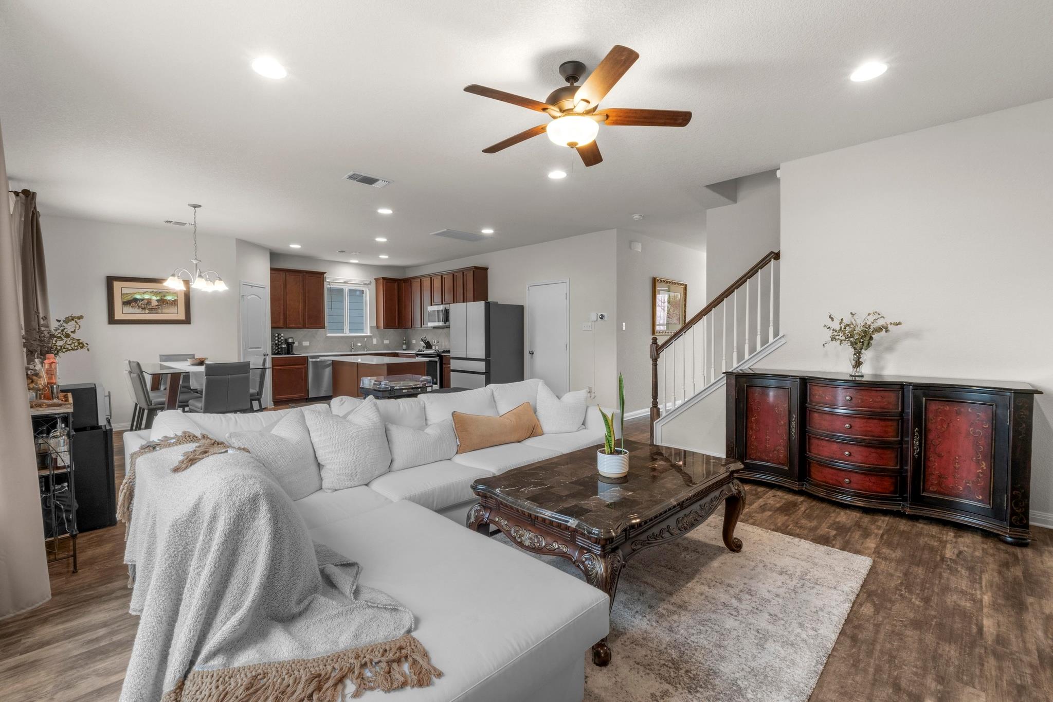 809 Whitman Ave, Georgetown, TX 78626