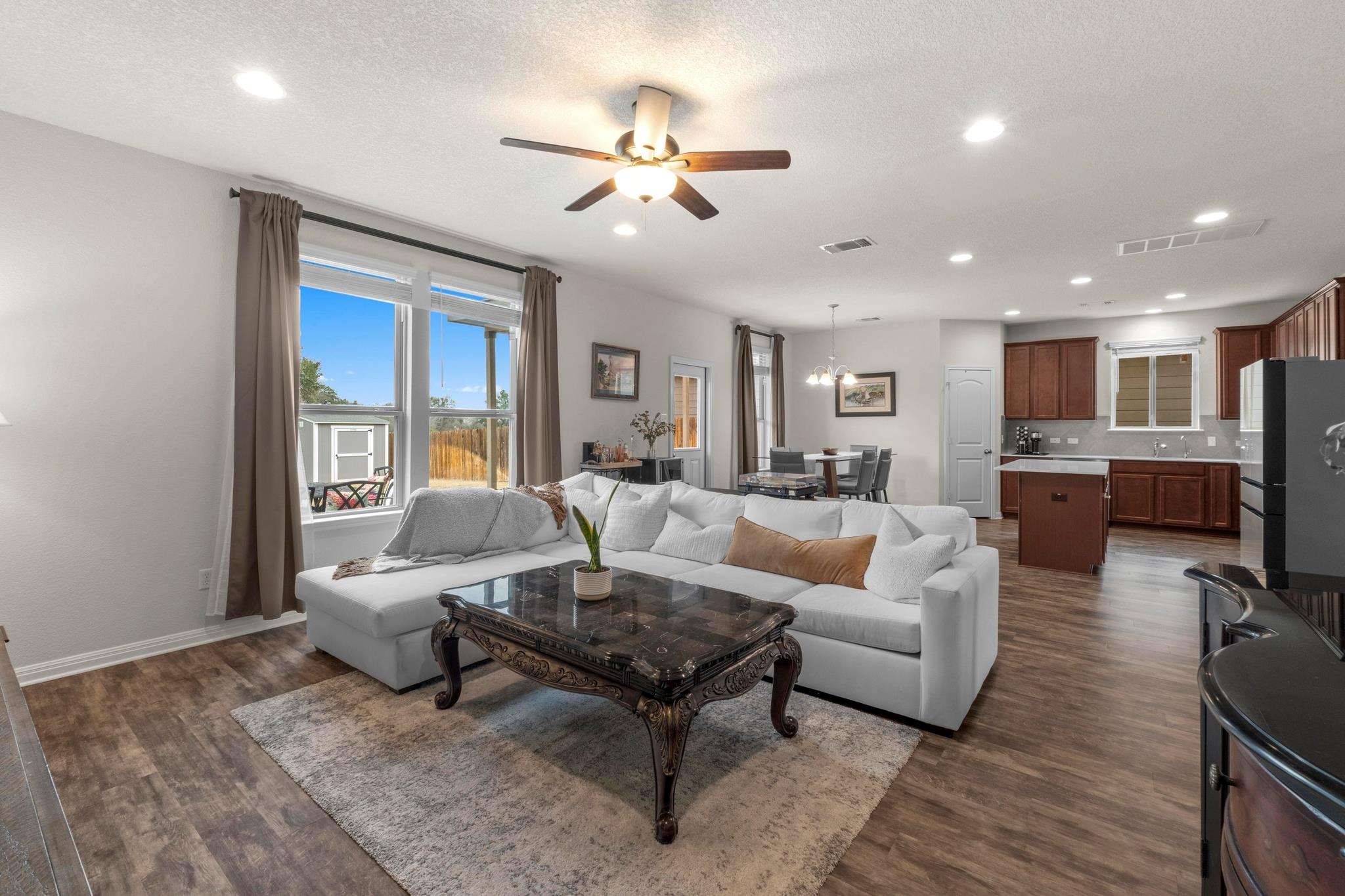 809 Whitman Ave, Georgetown, TX 78626