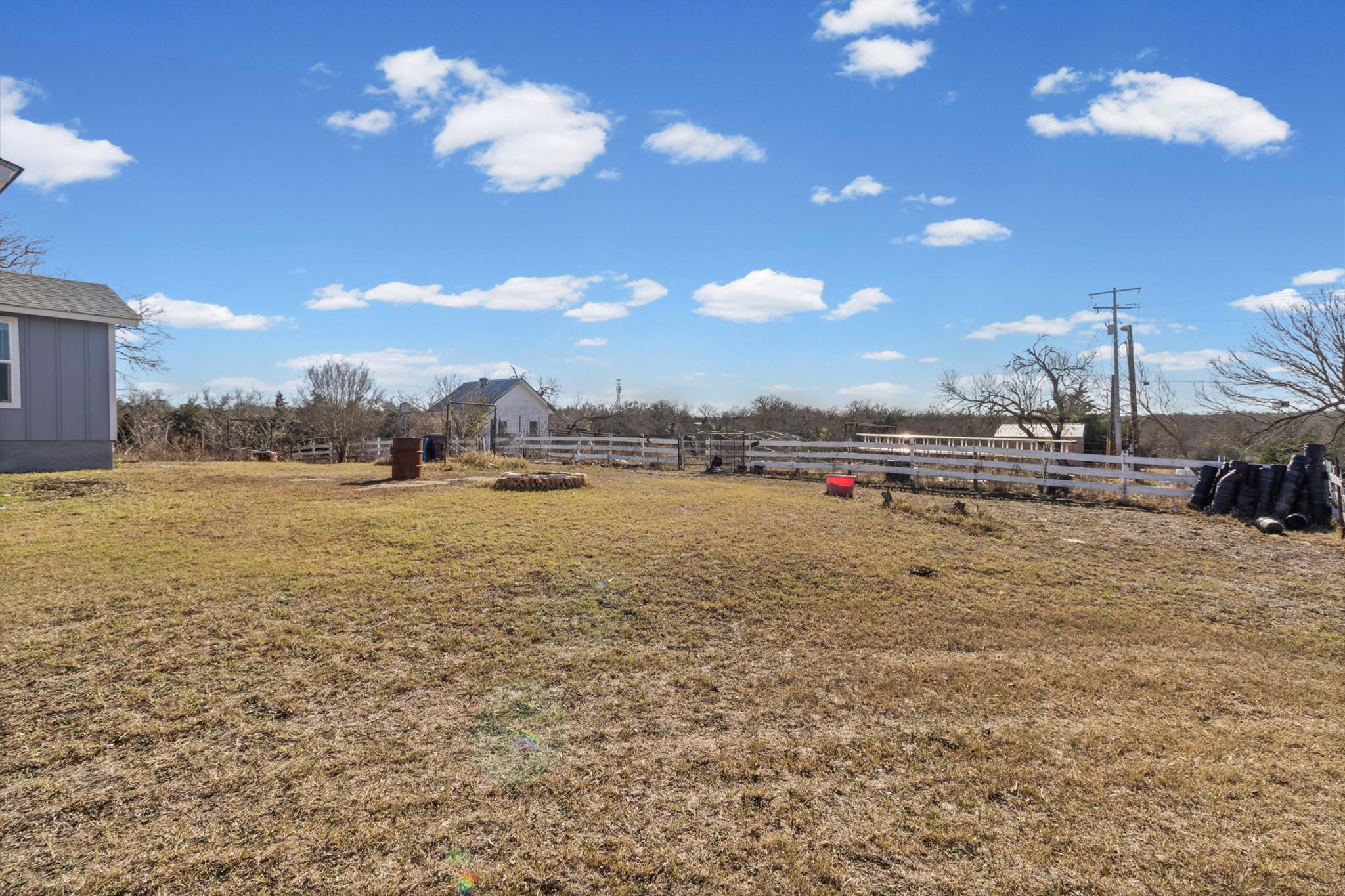 222 Pope Bnd N, Cedar Creek, TX 78612