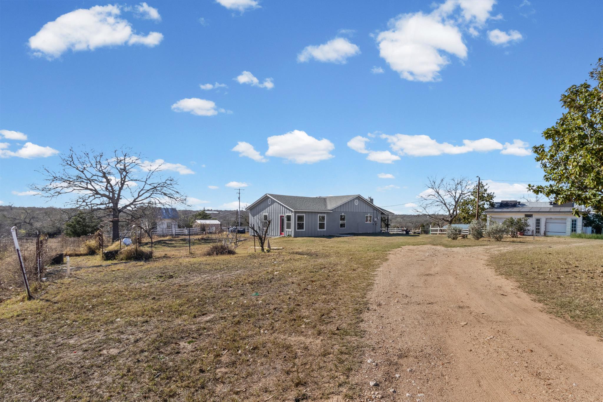 222 Pope Bnd N, Cedar Creek, TX 78612