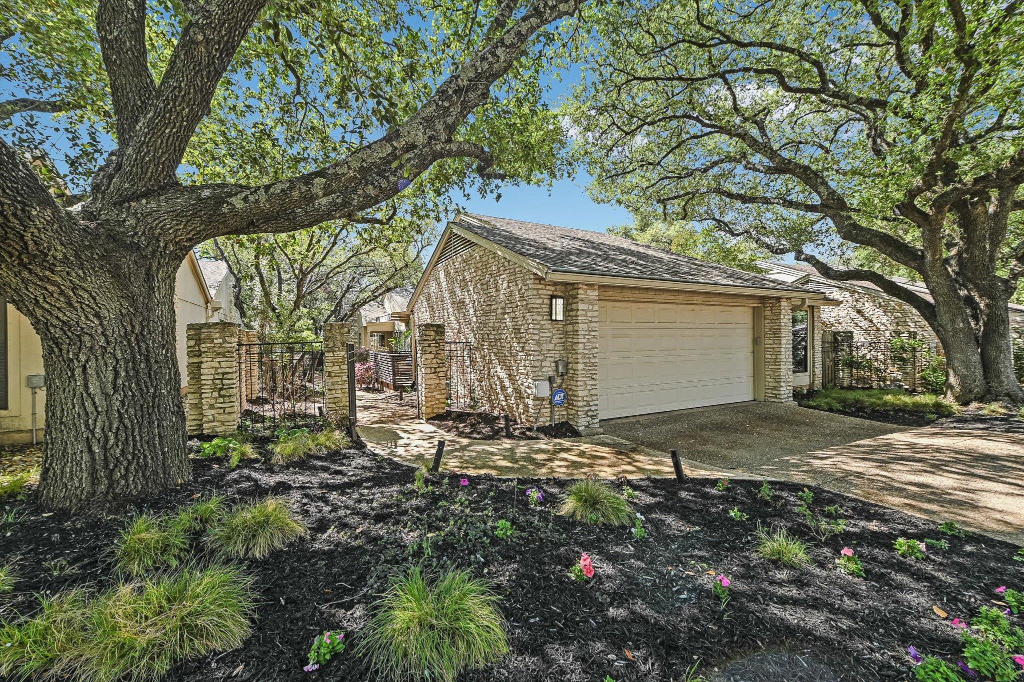 8121 Raintree Pl, Austin, TX 78759