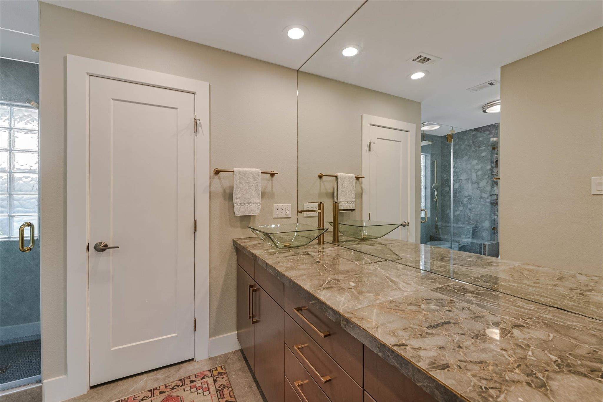 8121 Raintree Pl, Austin, TX 78759