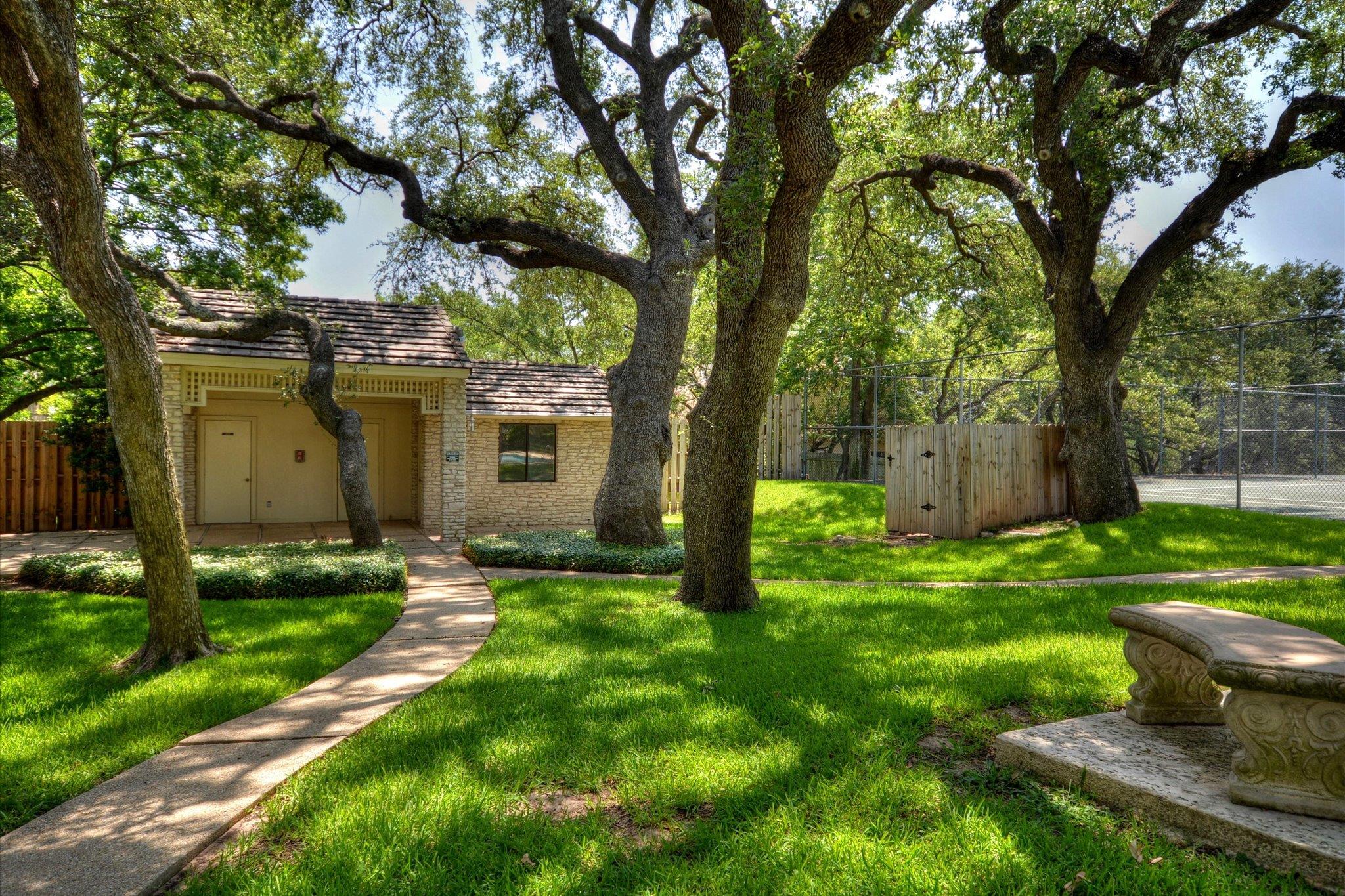 8121 Raintree Pl, Austin, TX 78759