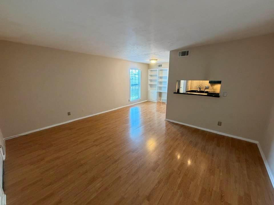 2425 Ashdale Dr # 43, Austin, TX 78757