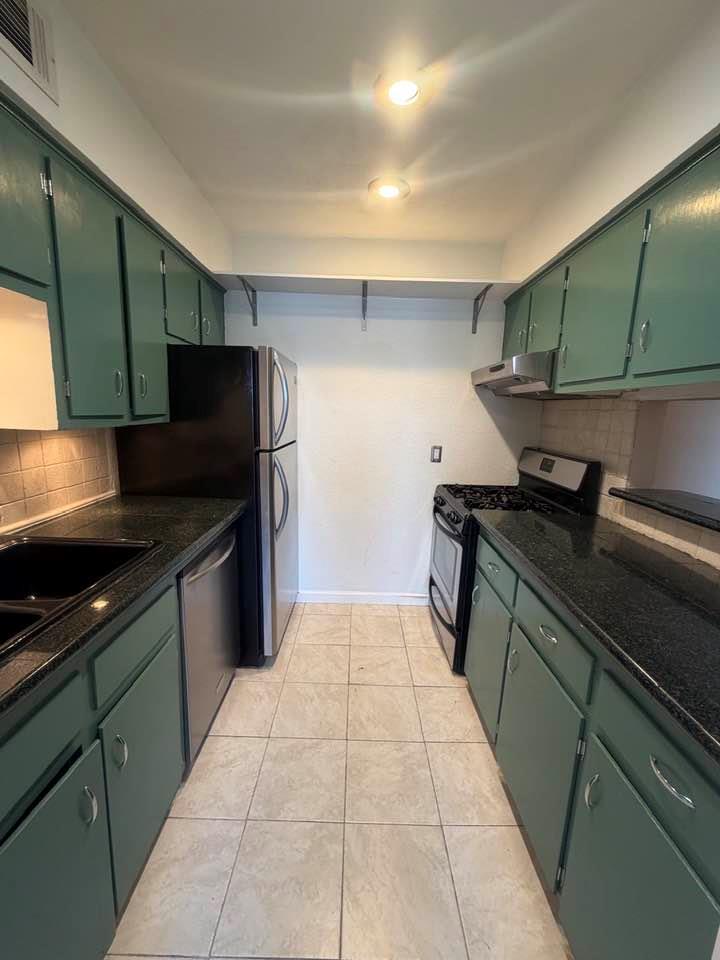 2425 Ashdale Dr # 43, Austin, TX 78757