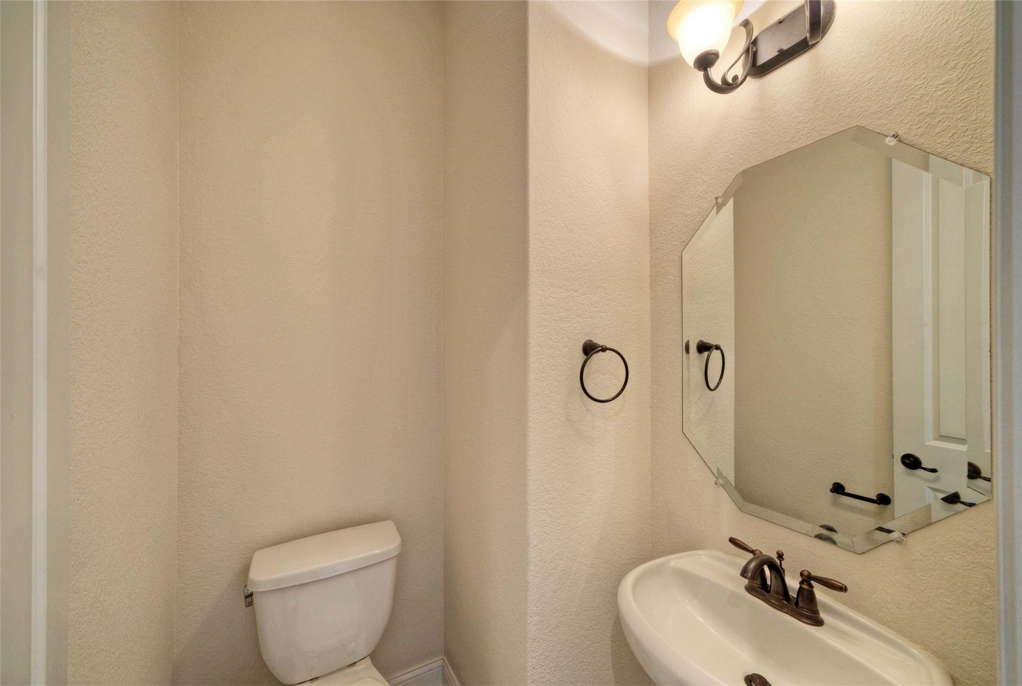 4725 Mont Blanc Dr, Bee Cave, TX 78738