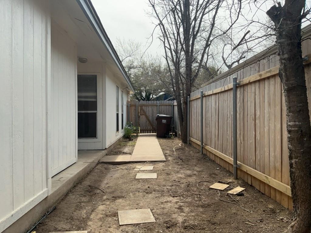 2028 REDWING Way, Round Rock, TX 78664