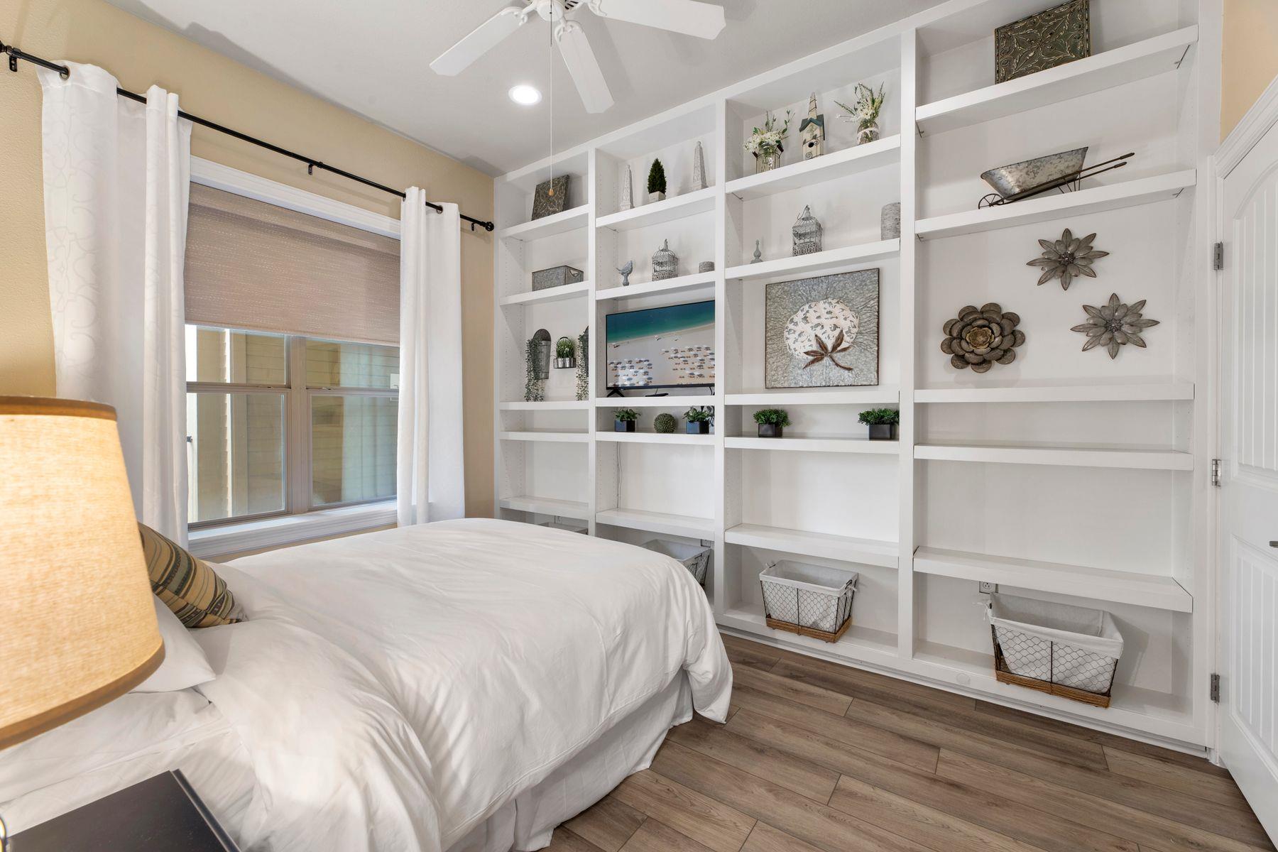 1001 The Cape Rd, Horseshoe Bay, TX 78657