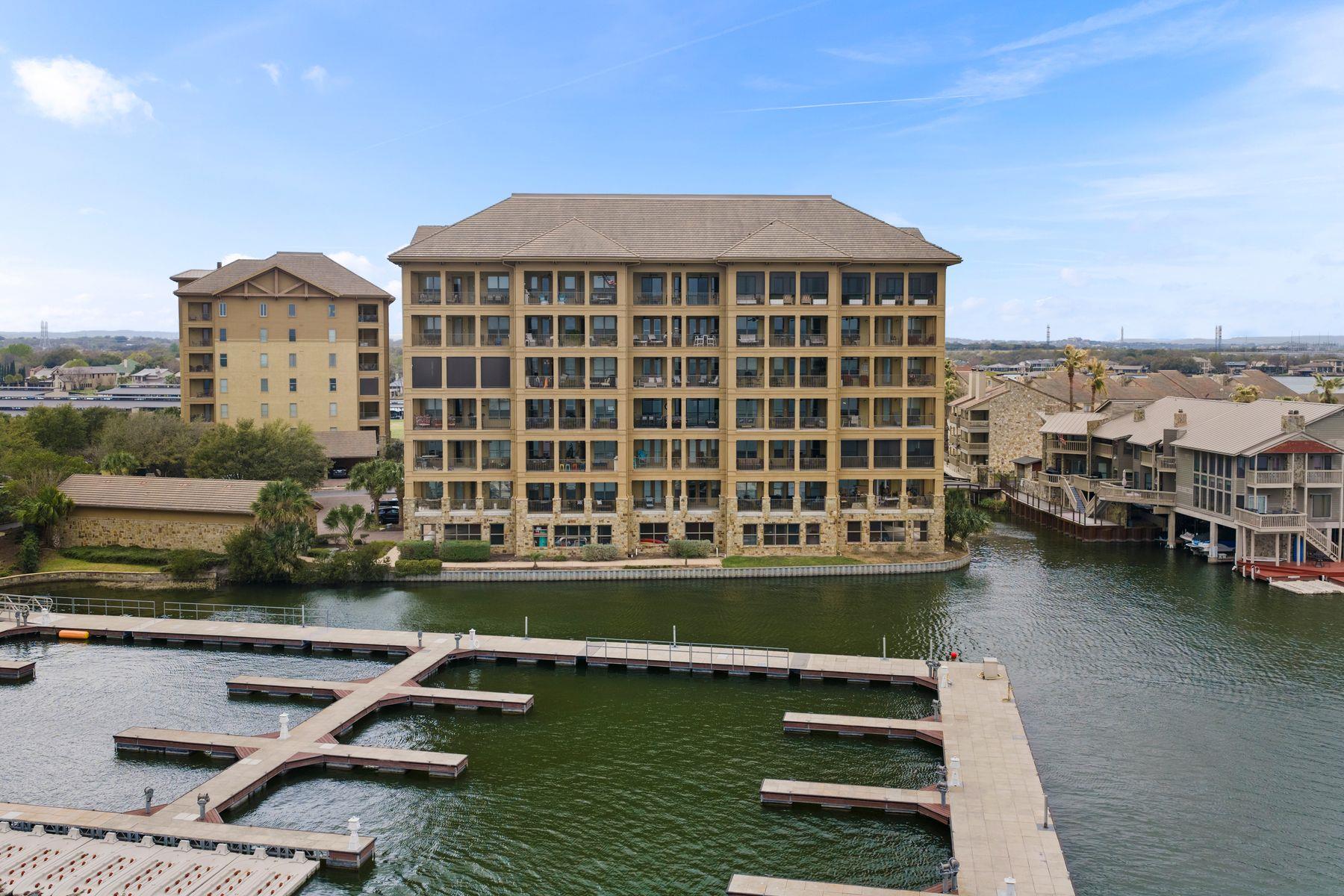 1001 The Cape Rd, Horseshoe Bay, TX 78657