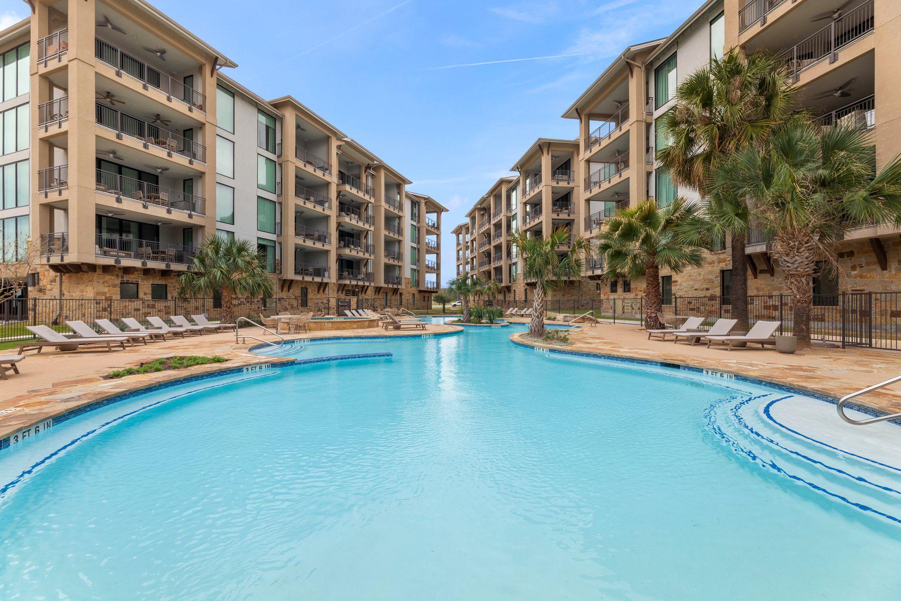 1001 The Cape Rd, Horseshoe Bay, TX 78657