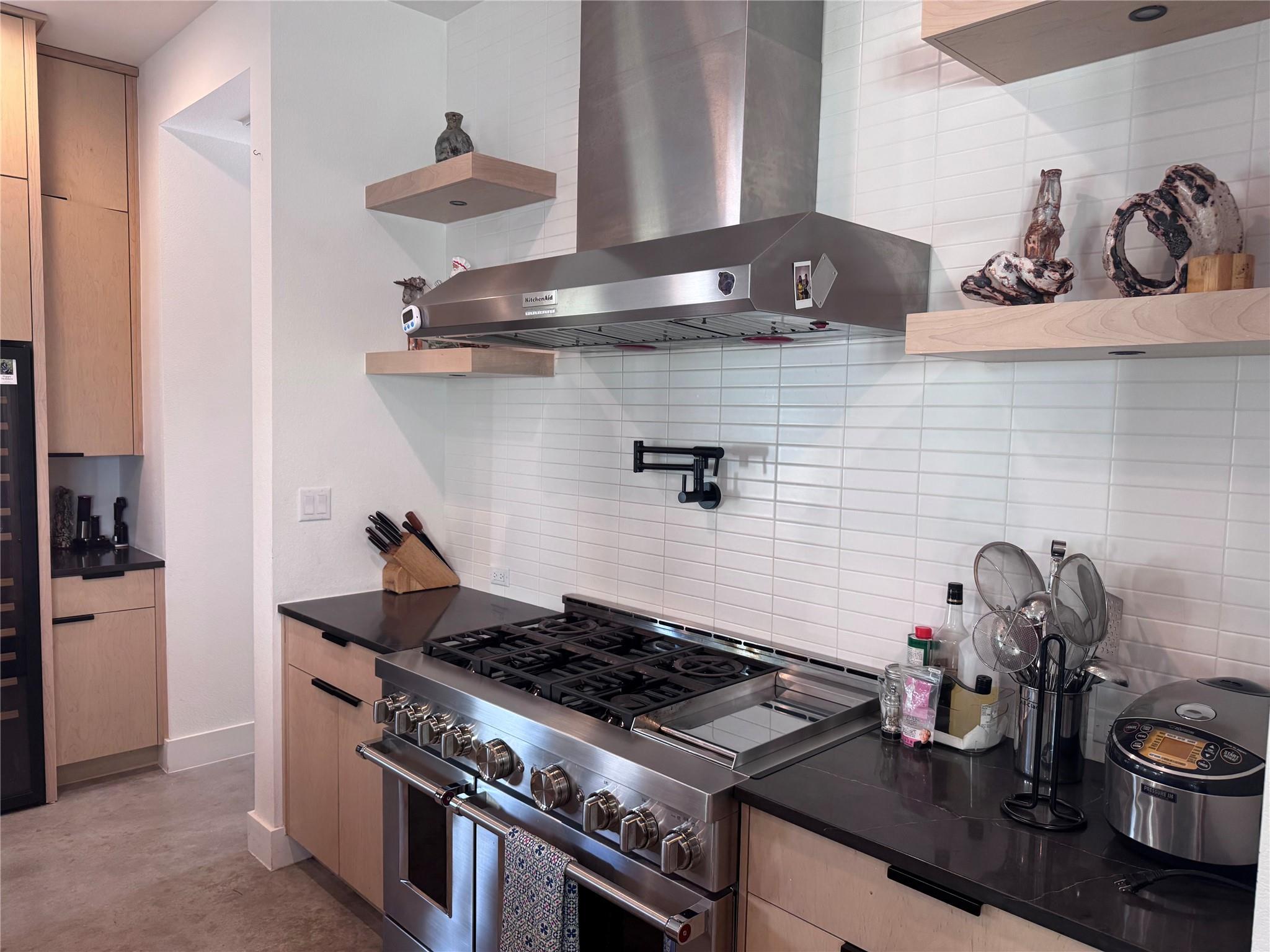 234 Campolina Ln, Driftwood, TX 78619