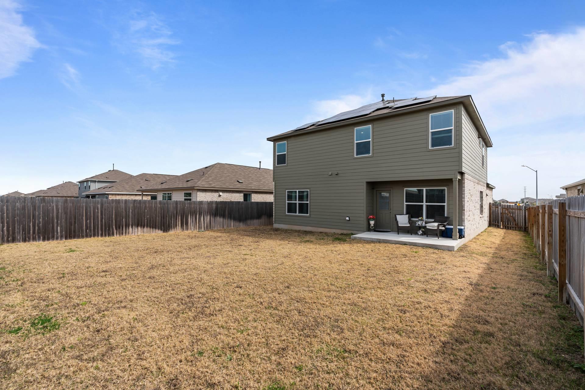 200 Montego St, Hutto, TX 78634