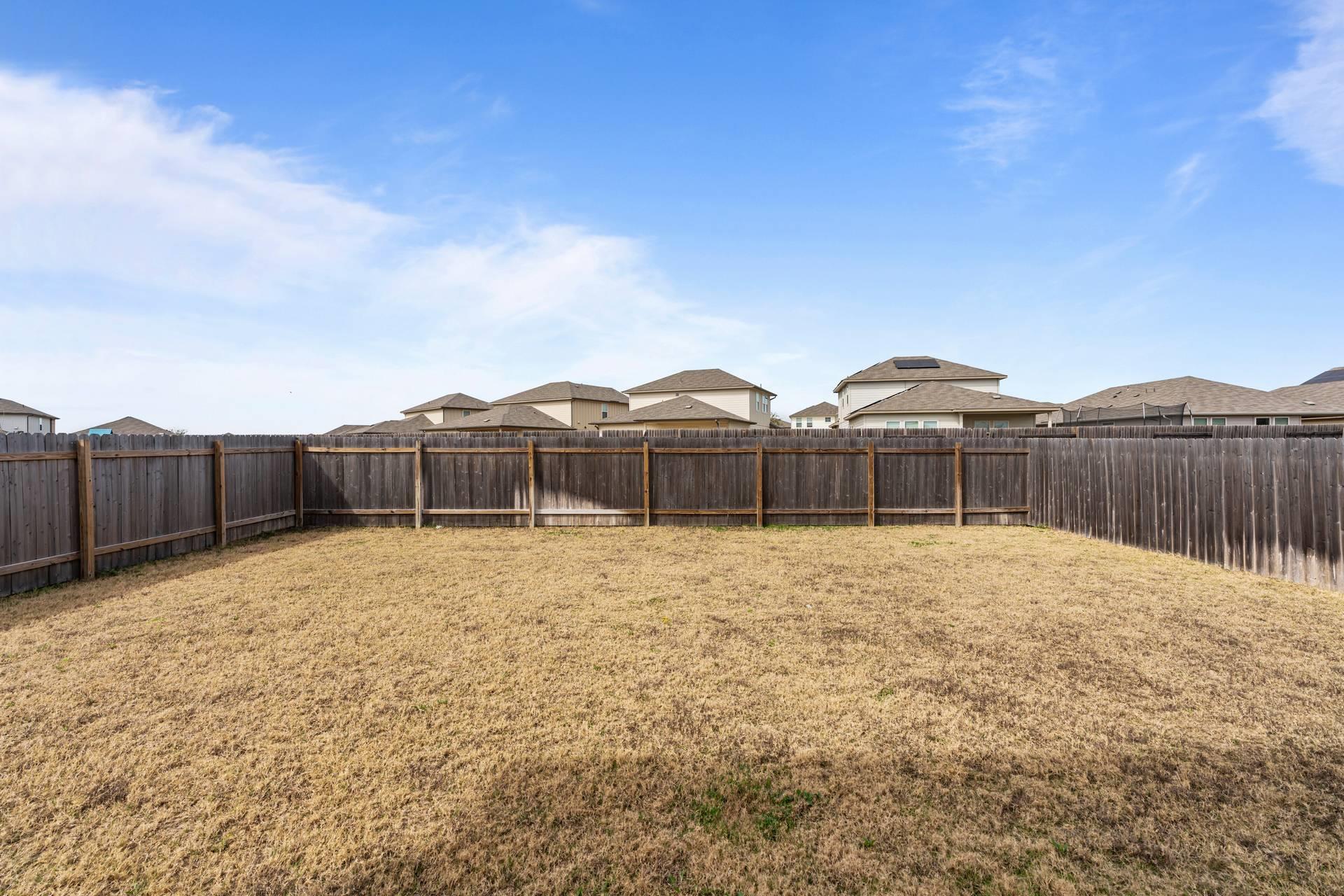 200 Montego St, Hutto, TX 78634
