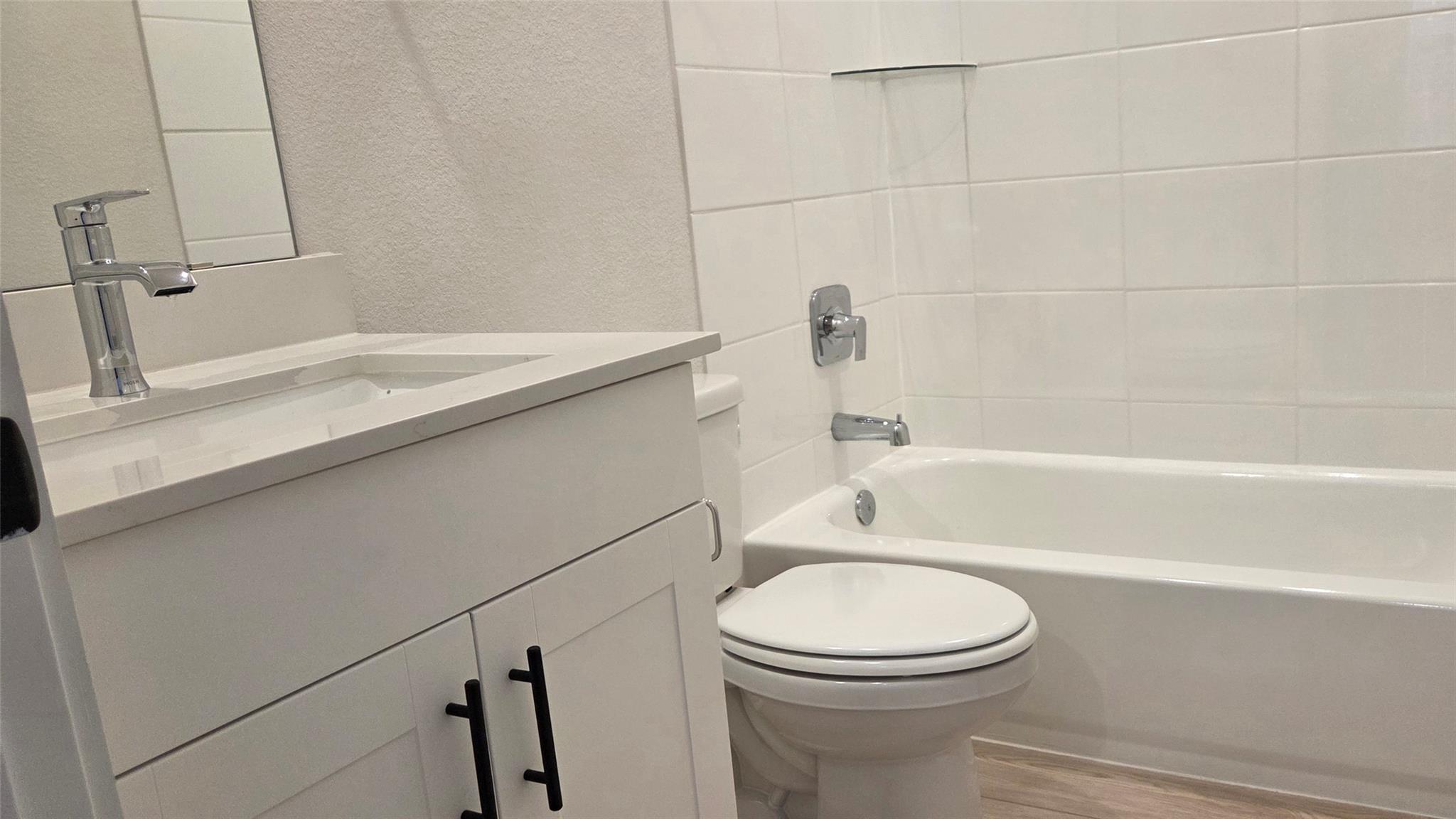 8350 US W 290 Highway # 113, Austin, TX 78736