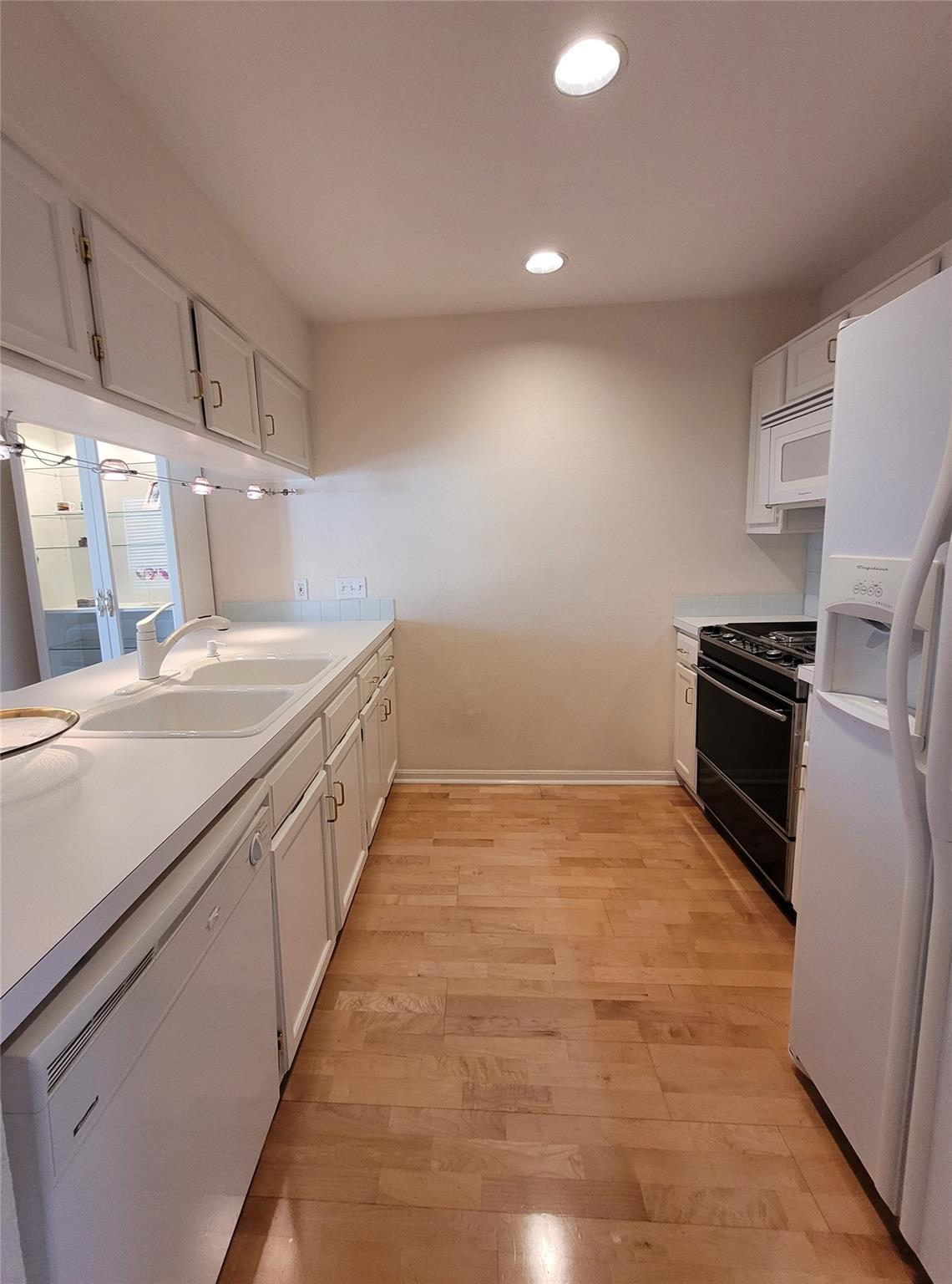 2410 Enfield Rd # 7, Austin, TX 78703