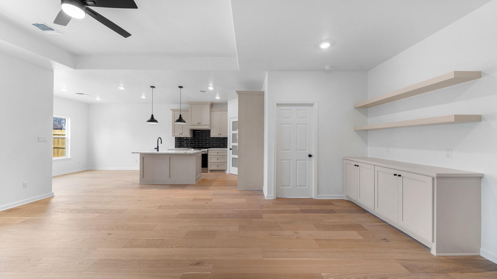 429 S Williamson St, Giddings, TX 78942