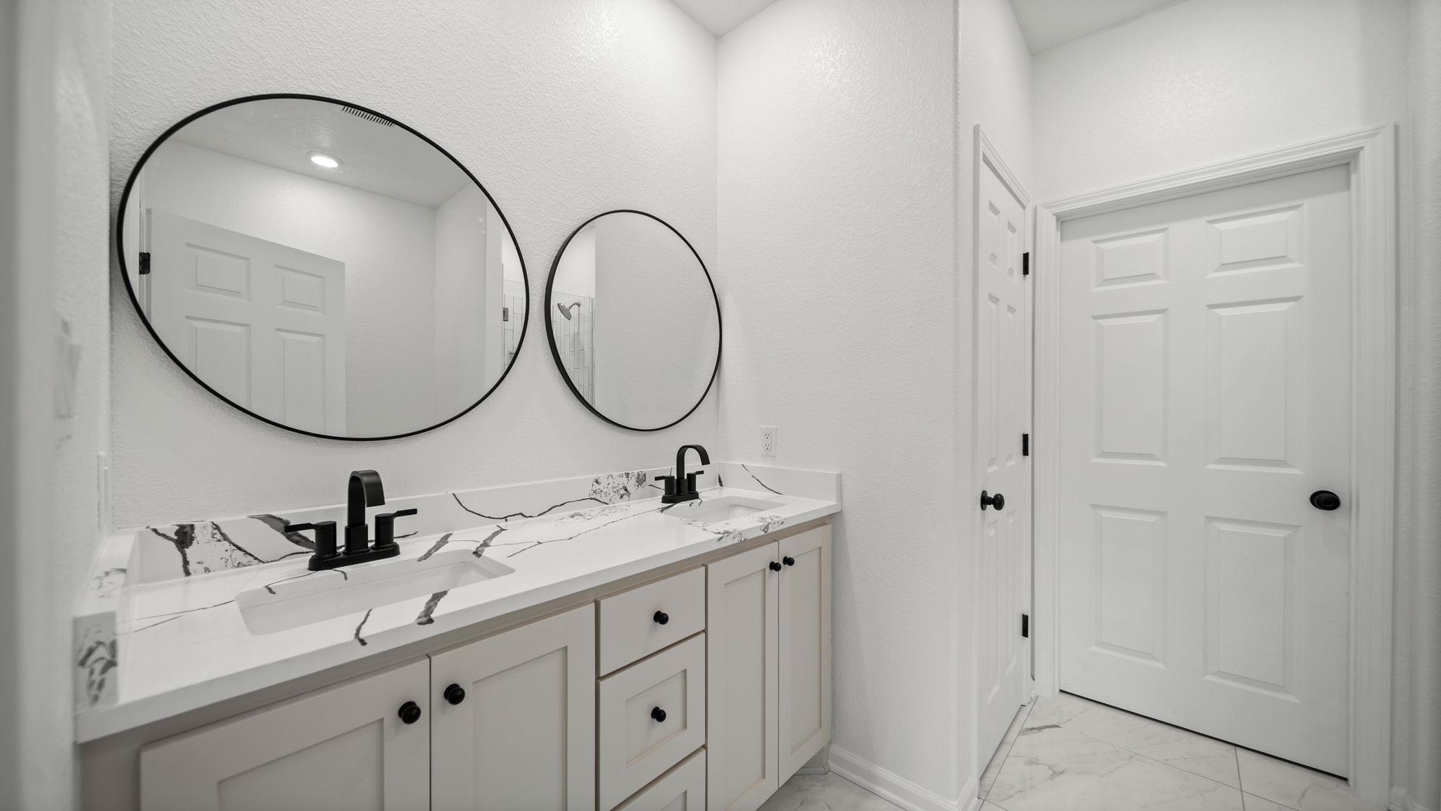 429 S Williamson St, Giddings, TX 78942