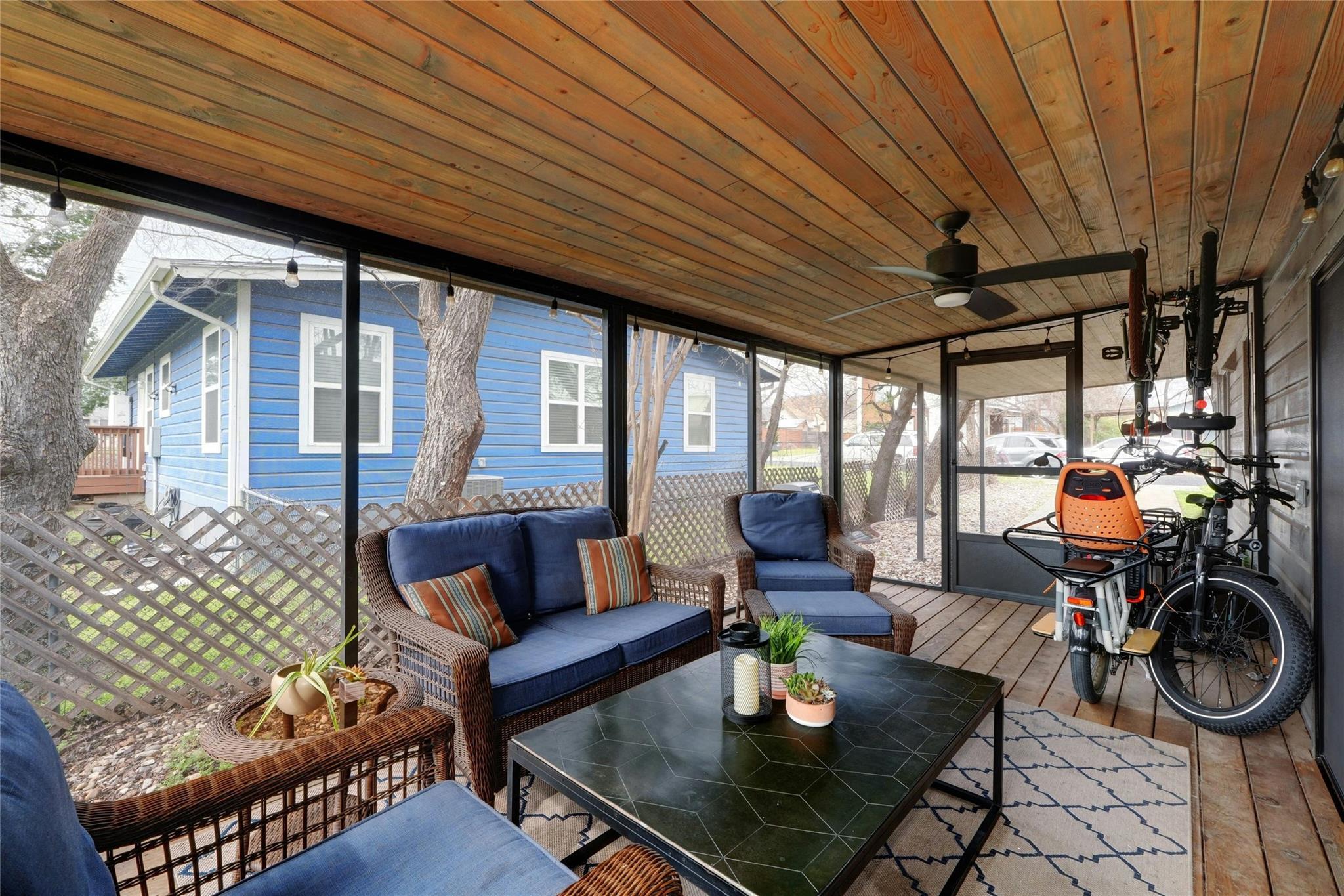 1907 E 14th St # A, Austin, TX 78702