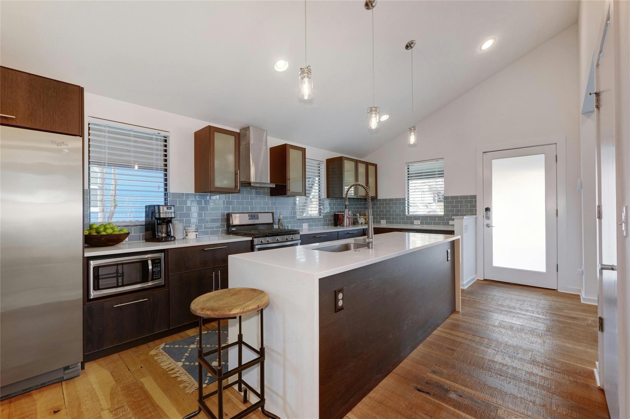 1907 E 14th St # A, Austin, TX 78702